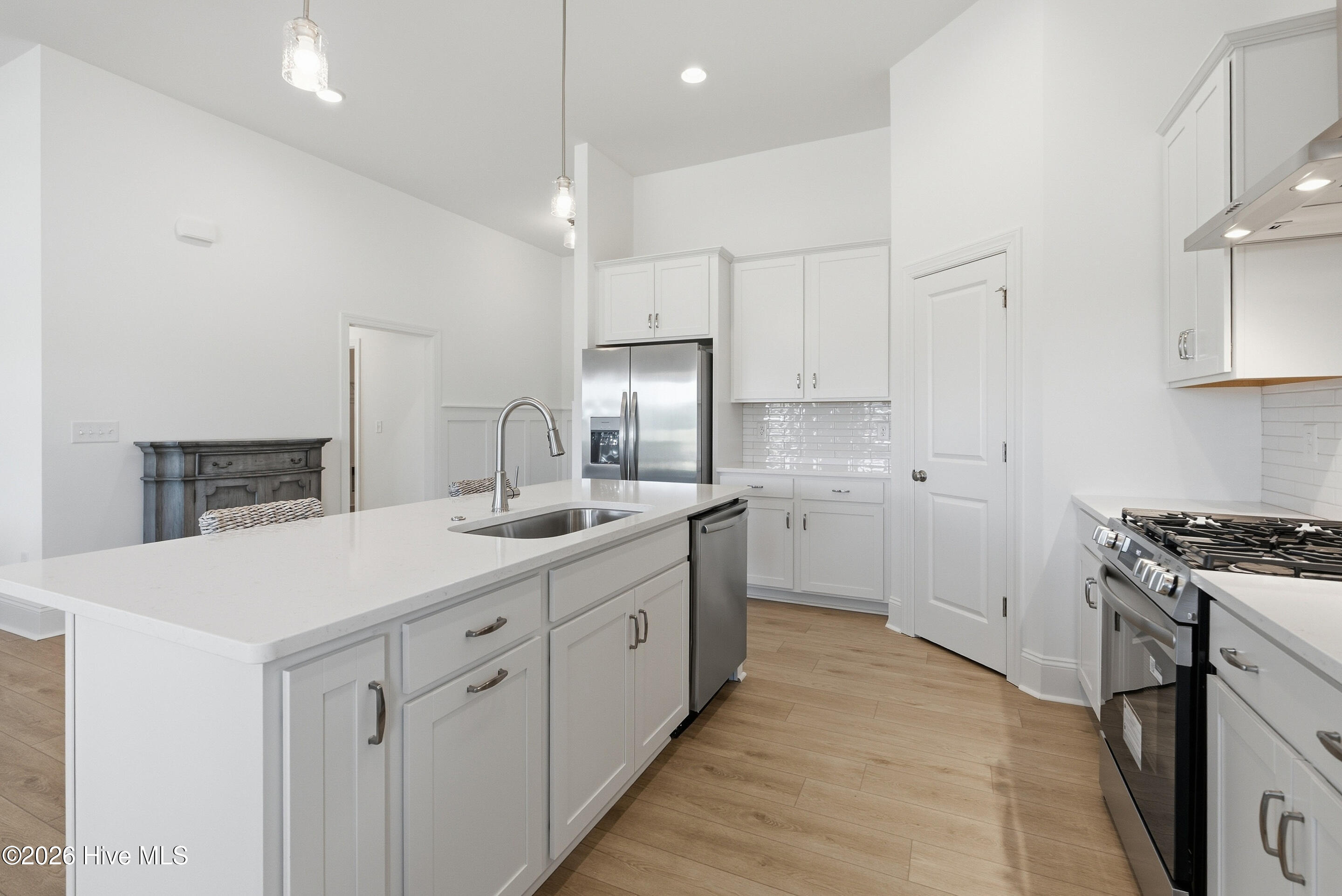 1211 Juno Drive Property Photo 13