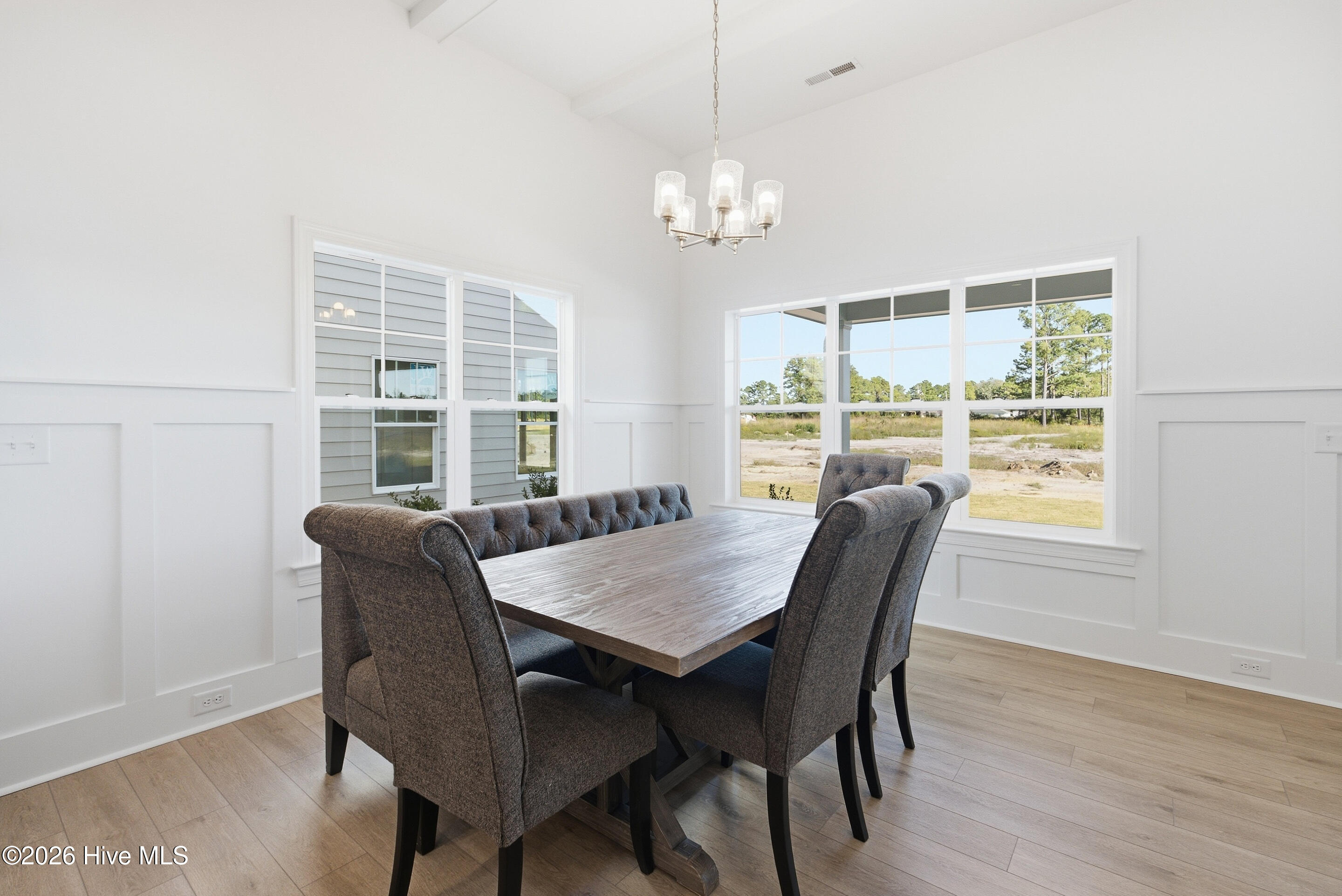1211 Juno Drive Property Photo 14