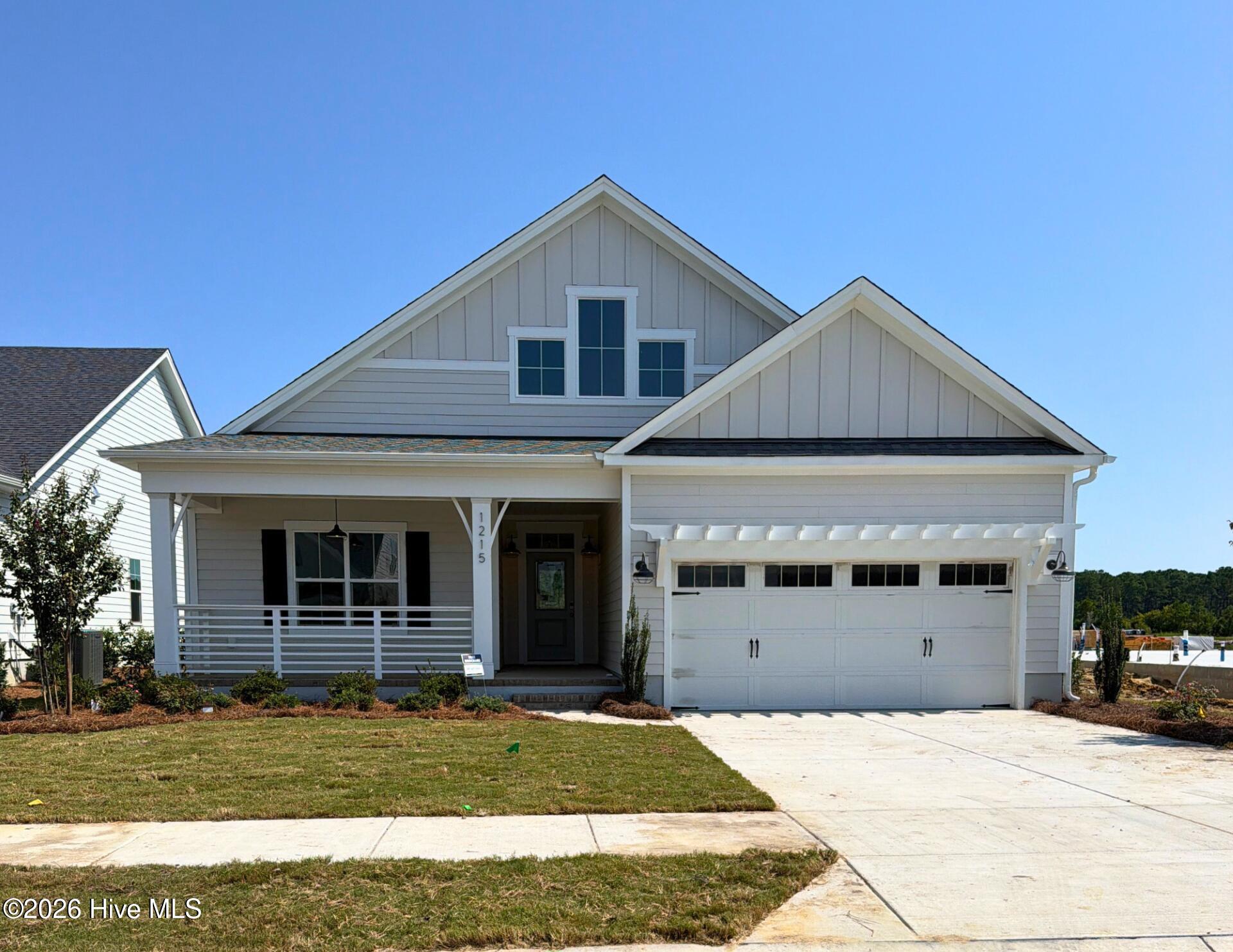 1215 Juno Drive Property Photo 1