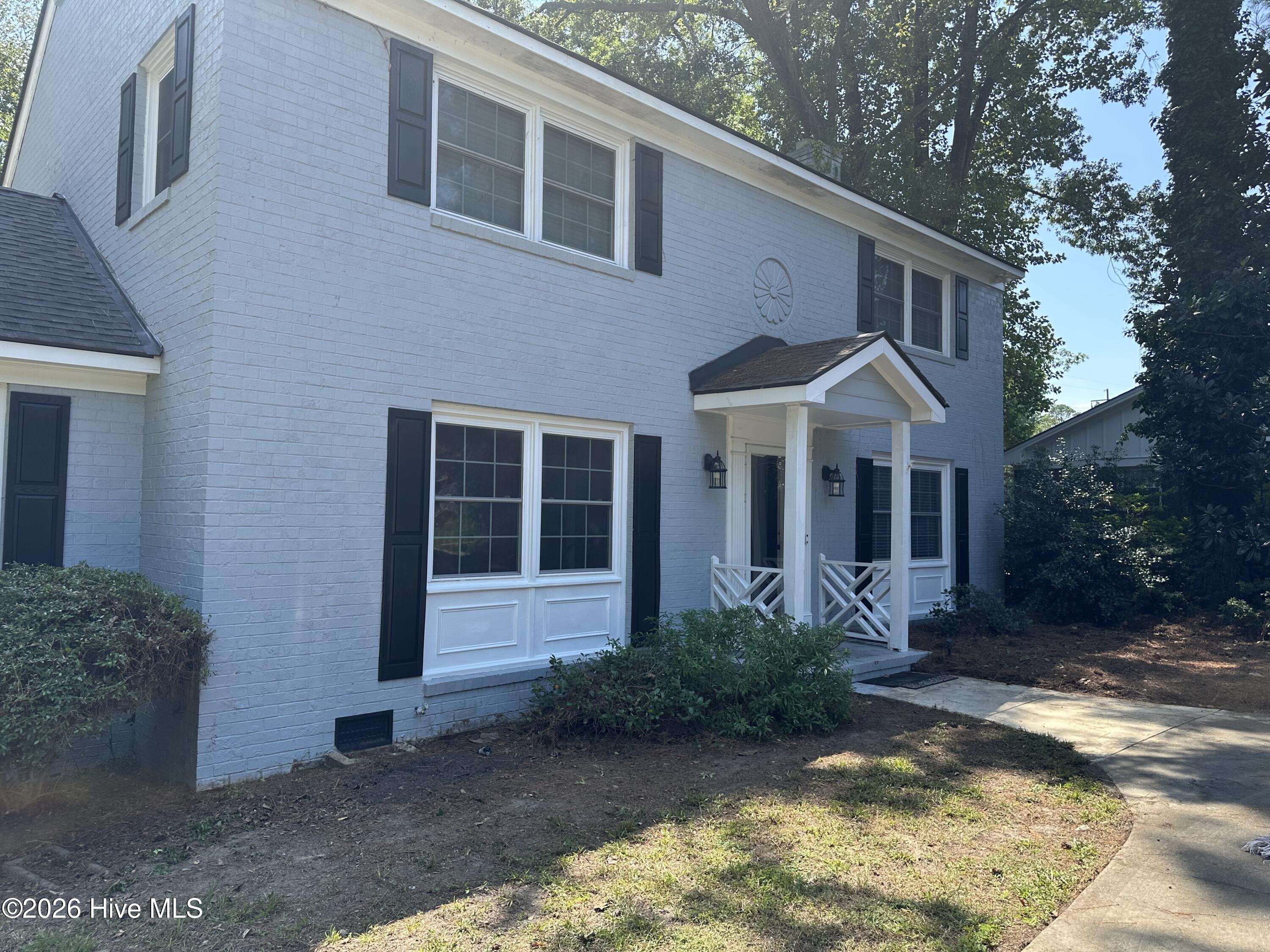 1011 Parkside Drive Nw Property Photo 3