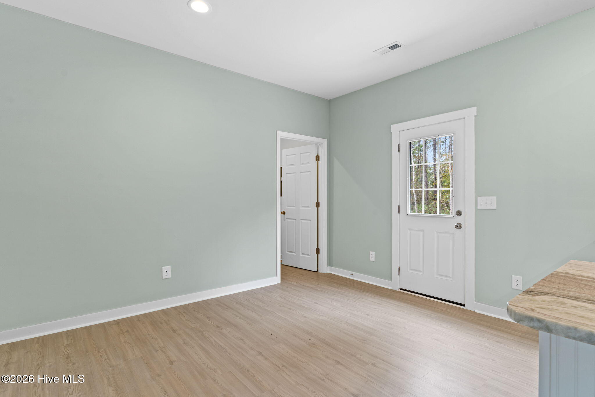1211 E Boiling Spring Road Property Photo 5