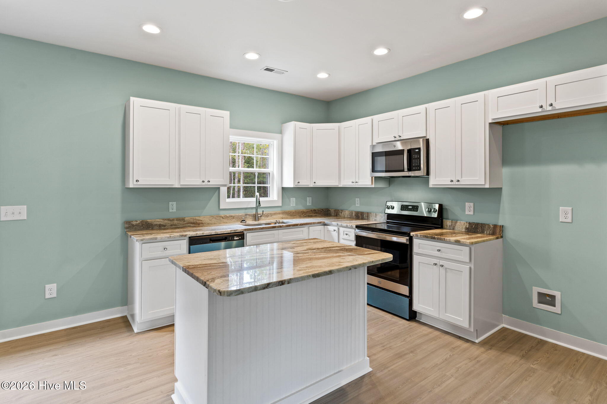 1211 E Boiling Spring Road Property Photo 6