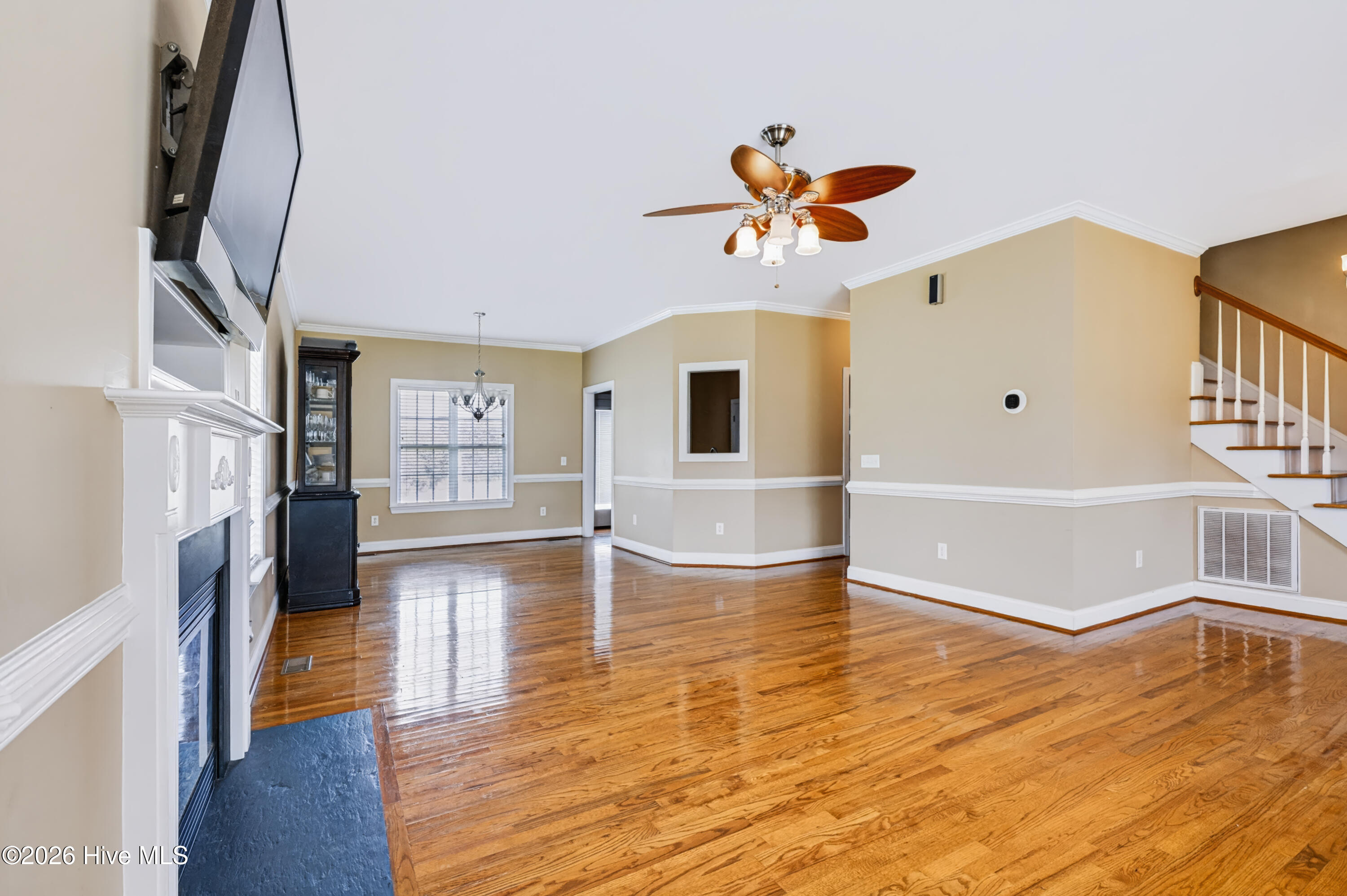 400 Cedar Lake Lane Property Photo 3