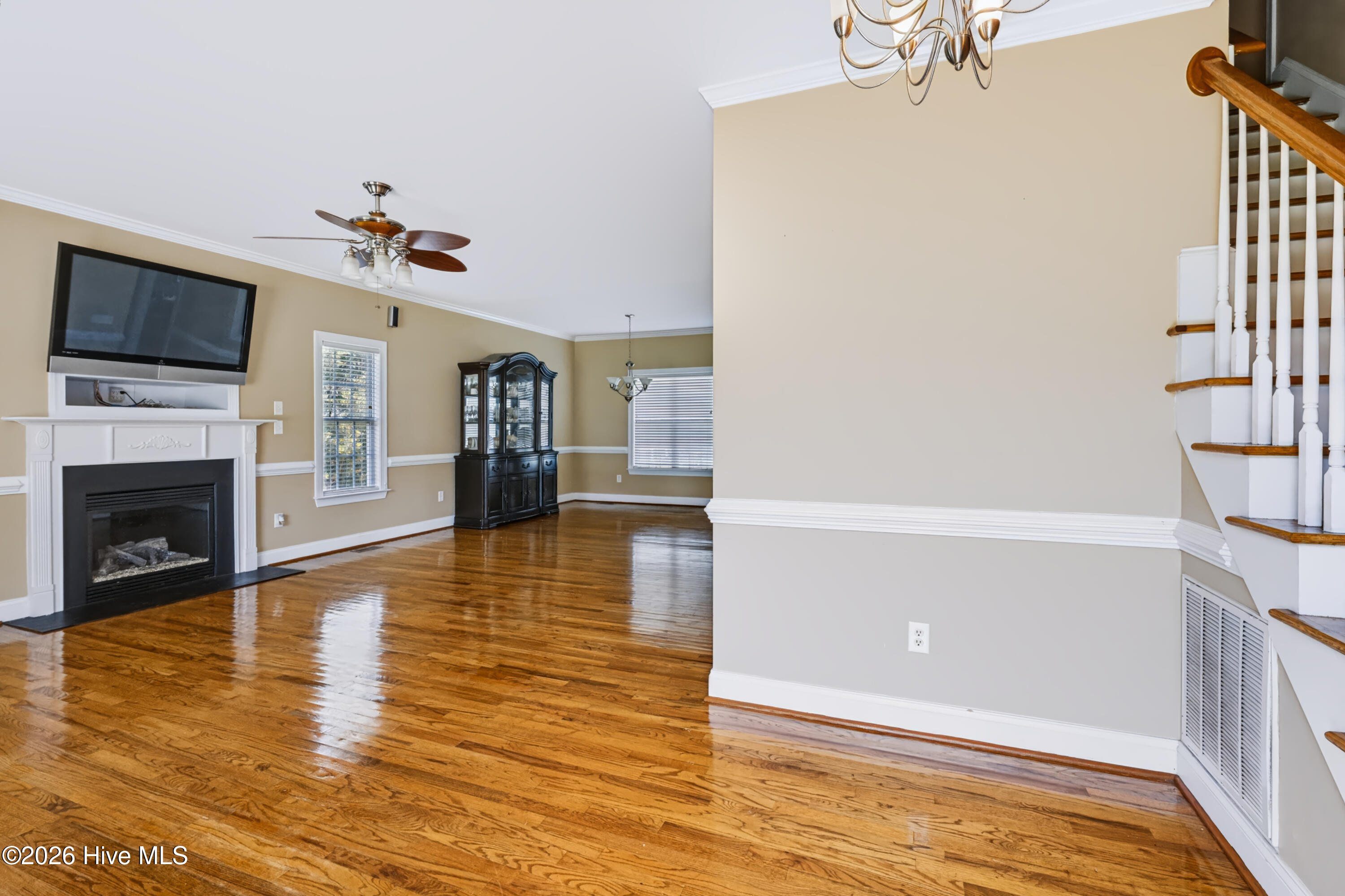 400 Cedar Lake Lane Property Photo 4