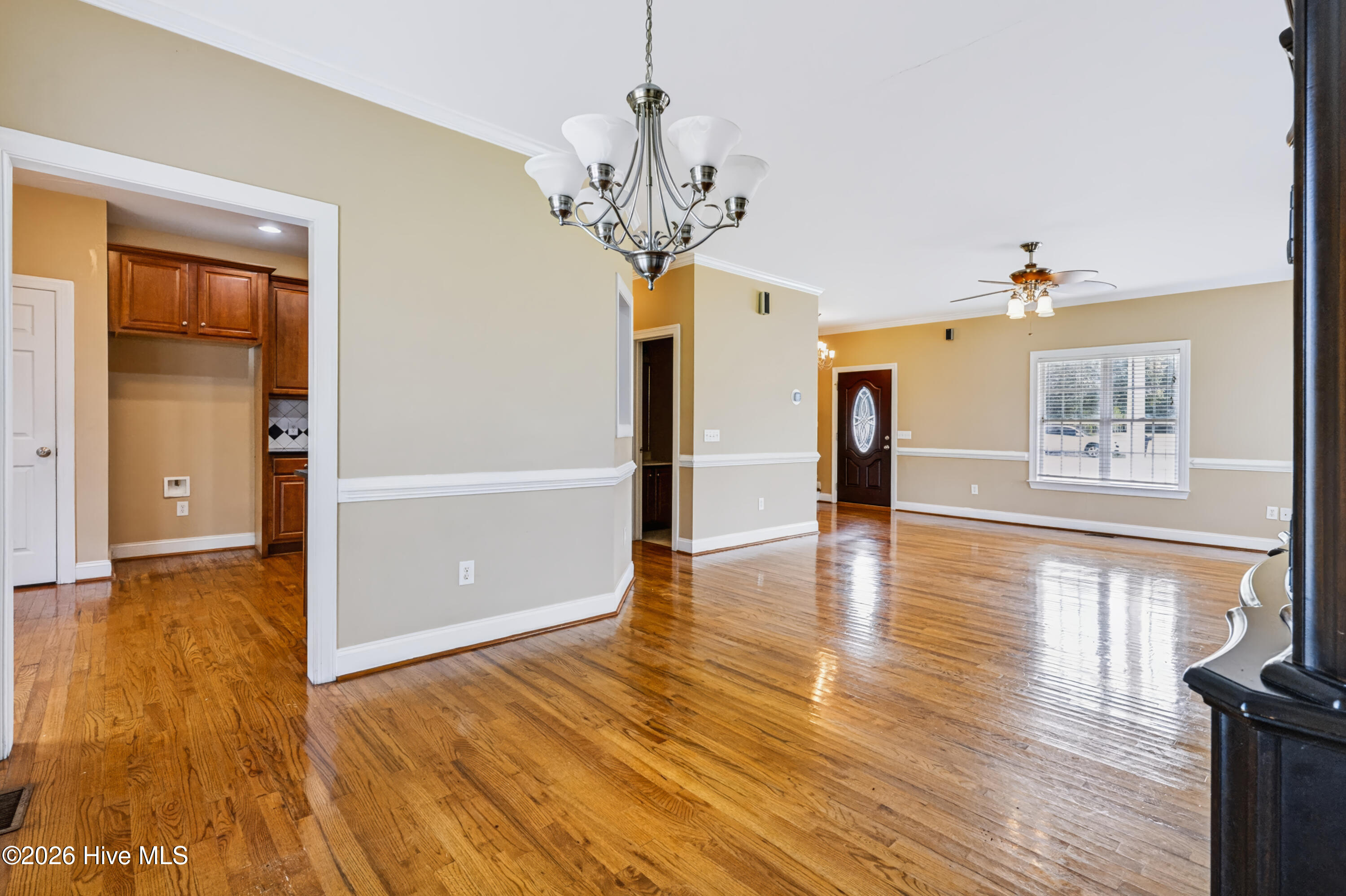 400 Cedar Lake Lane Property Photo 8