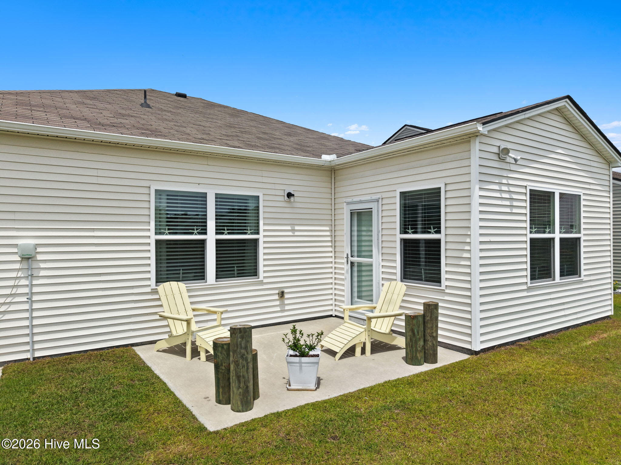 9414 Barnstormer Drive Property Photo 4
