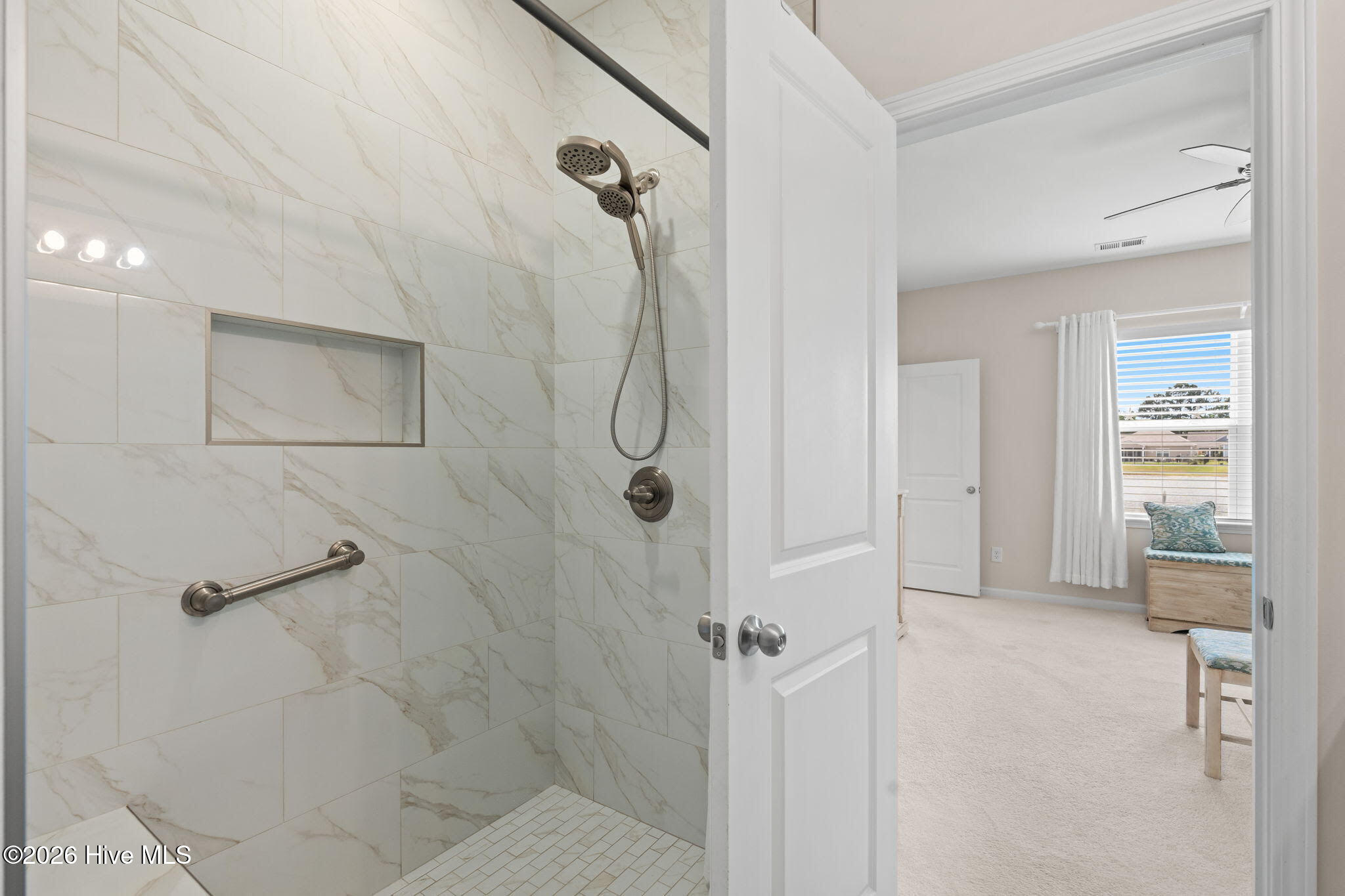 9414 Barnstormer Drive Property Photo 14