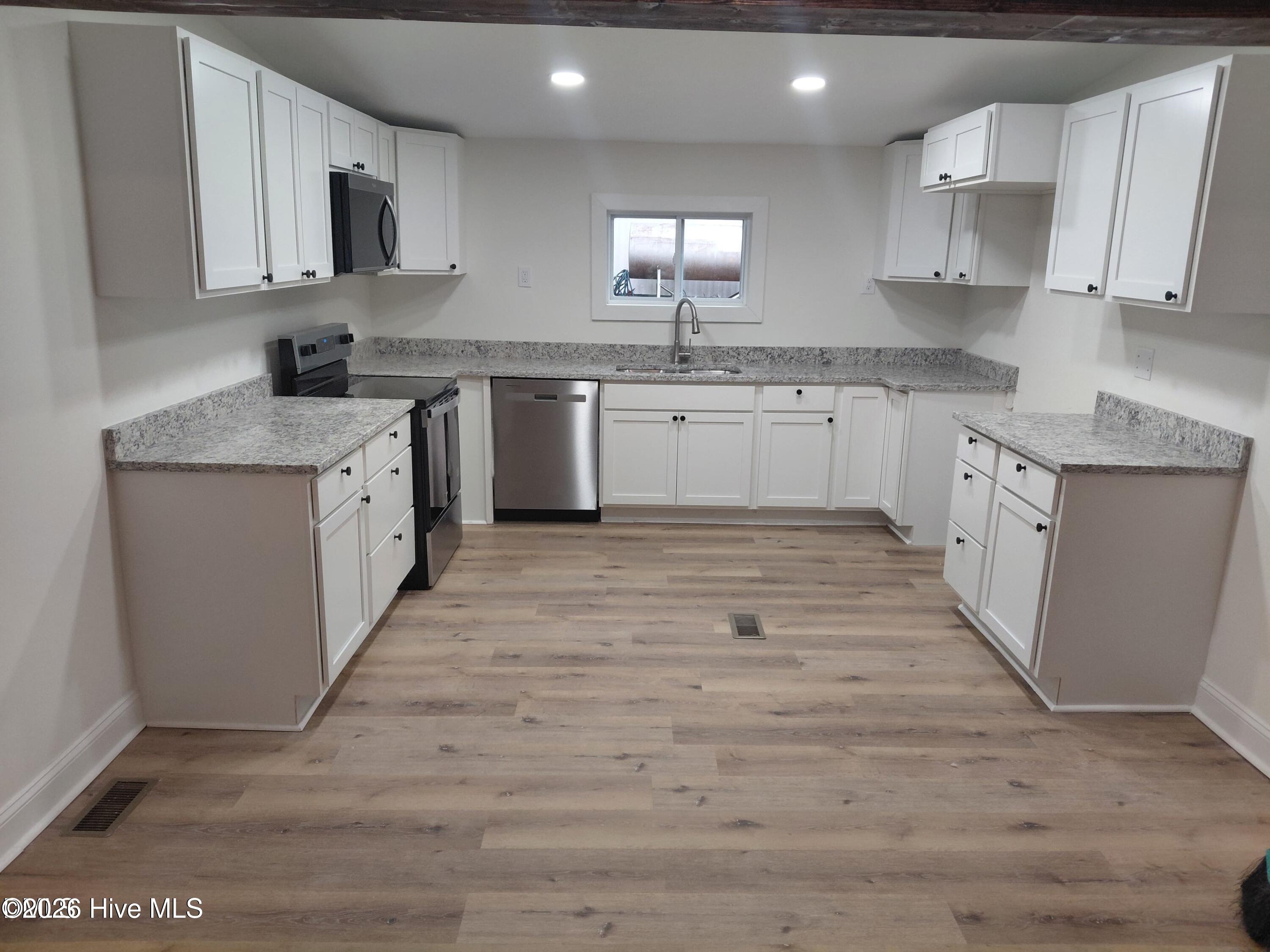 1178 Cyprus Street Sw Property Photo 12