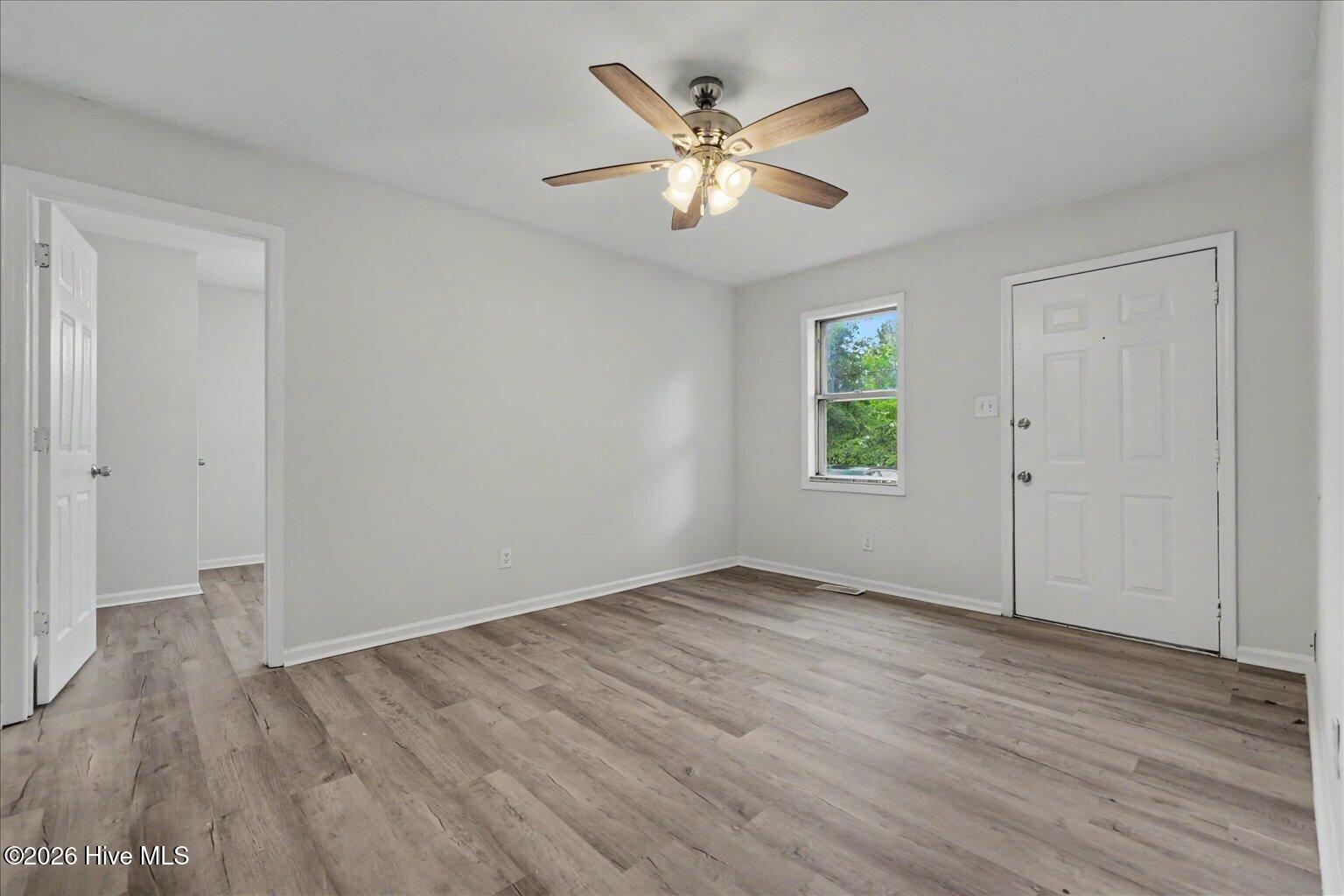 301 Montgomery Avenue Property Photo 6