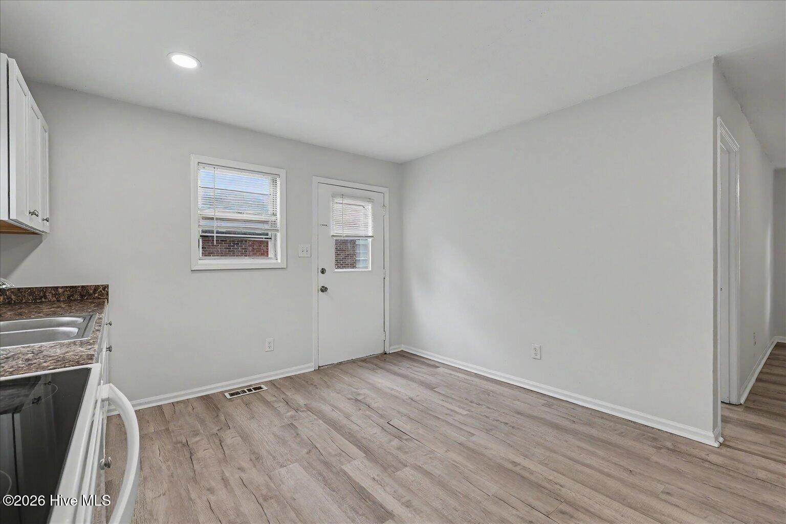 301 Montgomery Avenue Property Photo 12