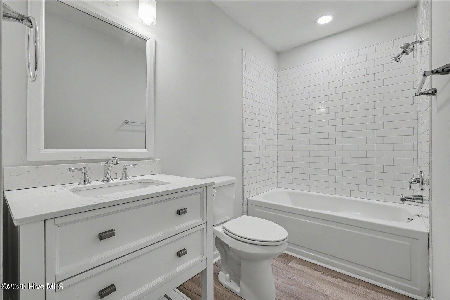 301 Montgomery Avenue Property Photo 14