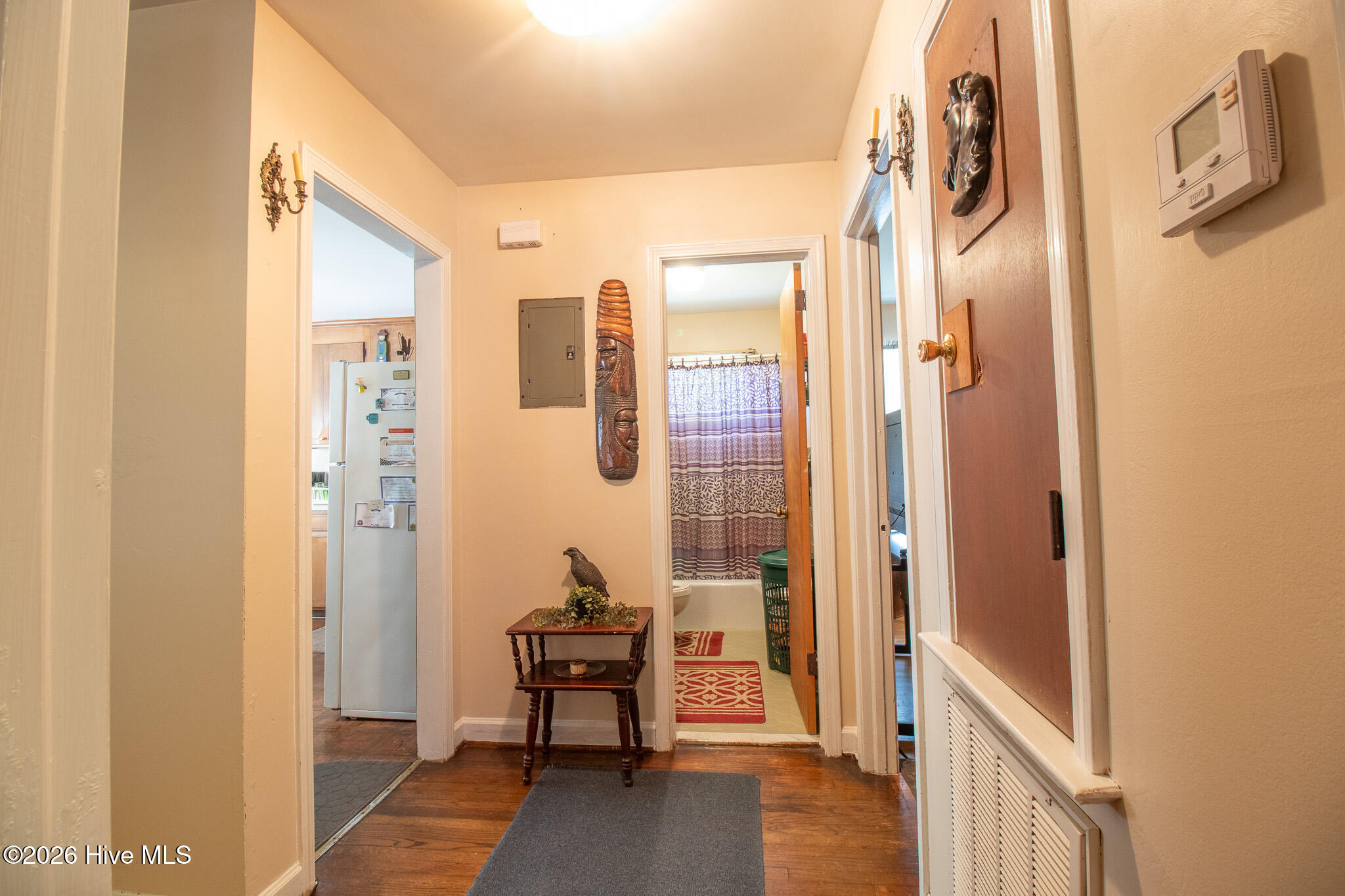 521 Cascade Avenue Property Photo 4