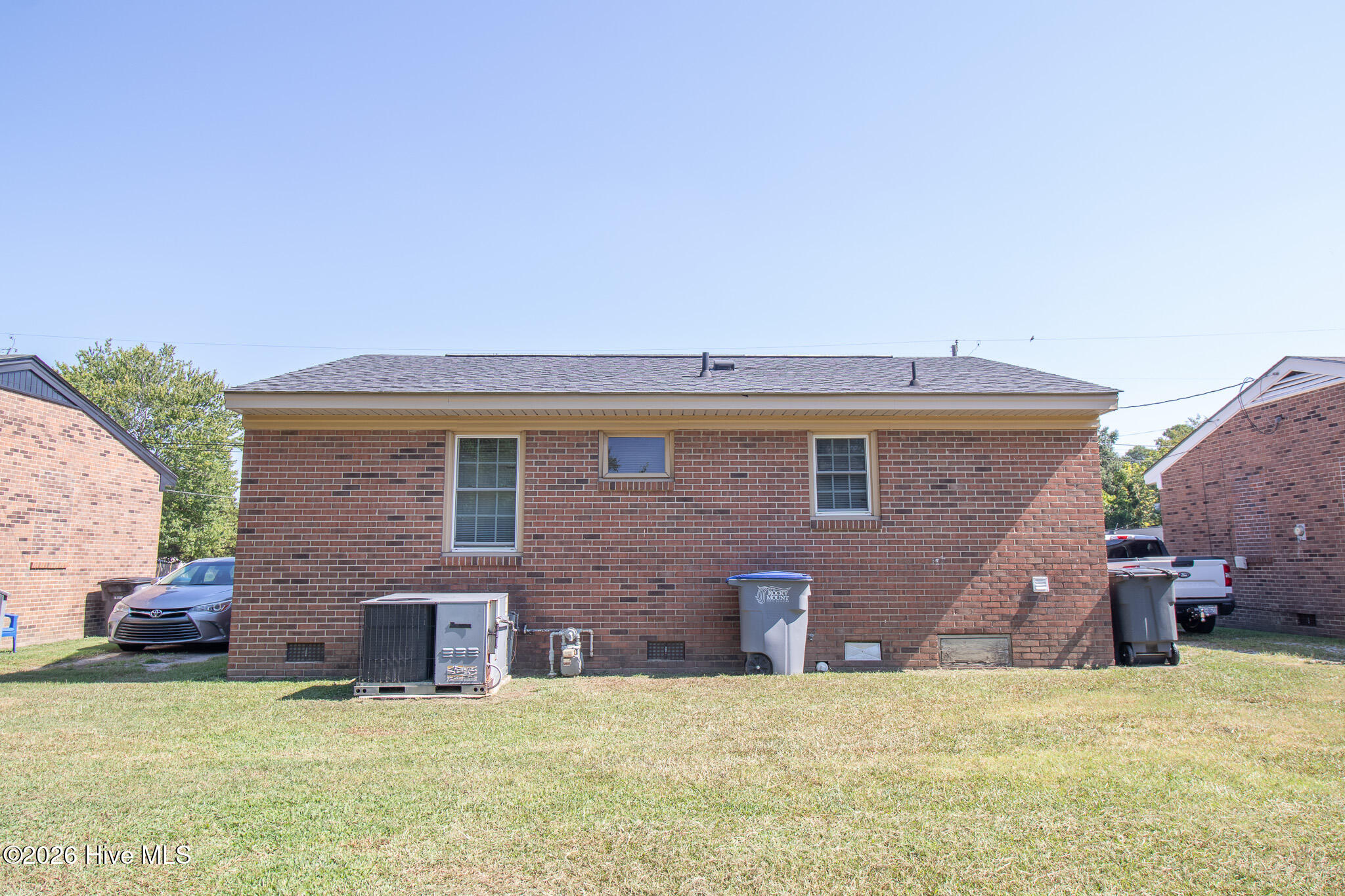 521 Cascade Avenue Property Photo 7