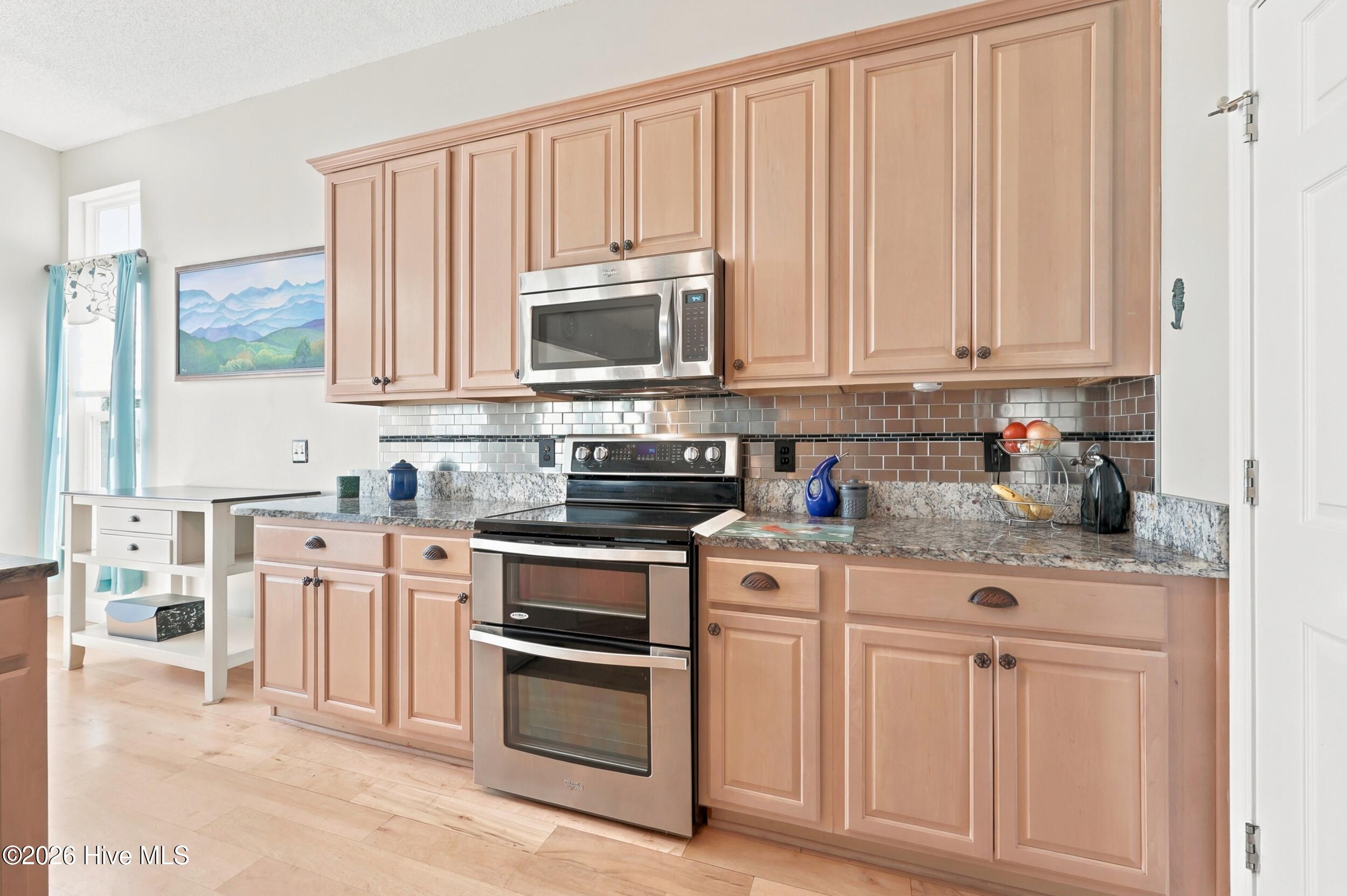 694 Meadowbrook Lane Nw Property Photo 14