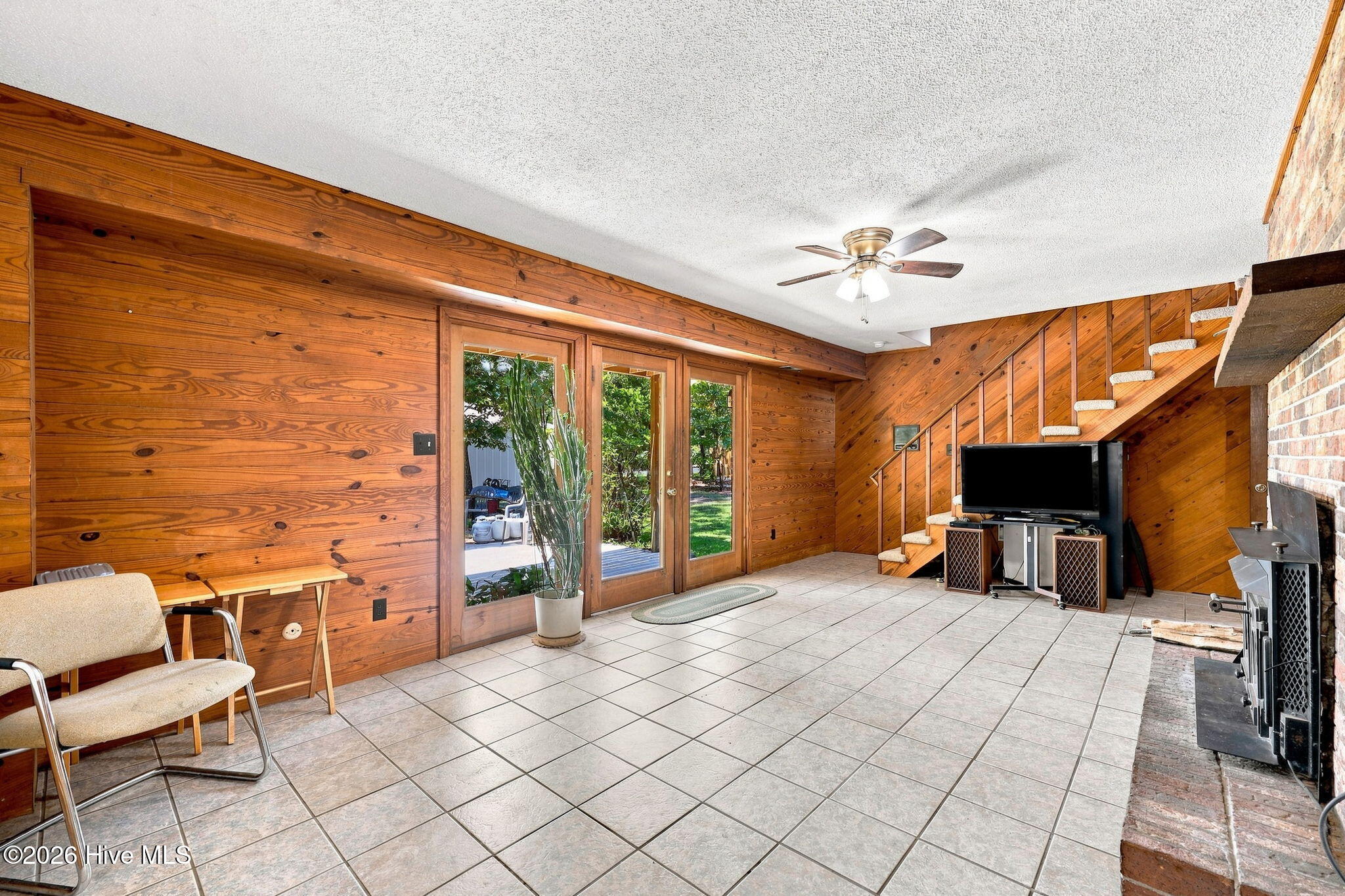 430 Hughes Road Property Photo 33