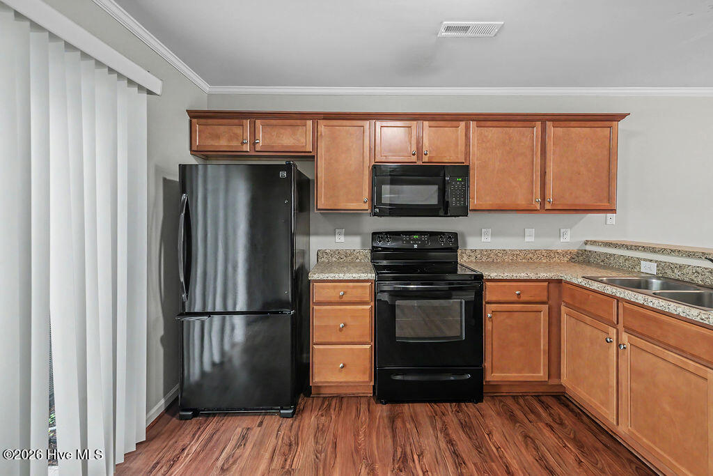 403 Sullivan Loop Road Property Photo 8