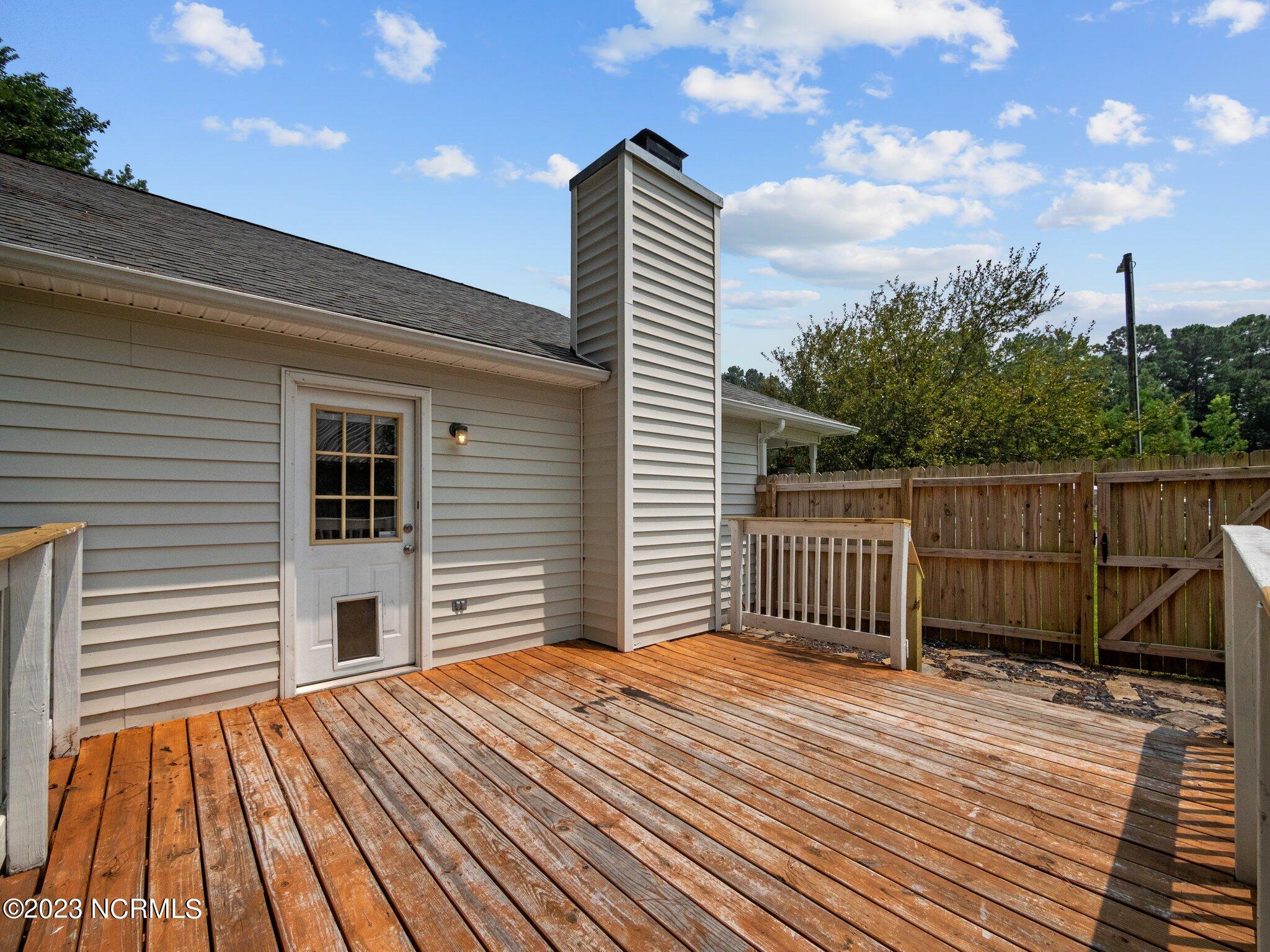 1212 Gerald Drive Property Photo 10