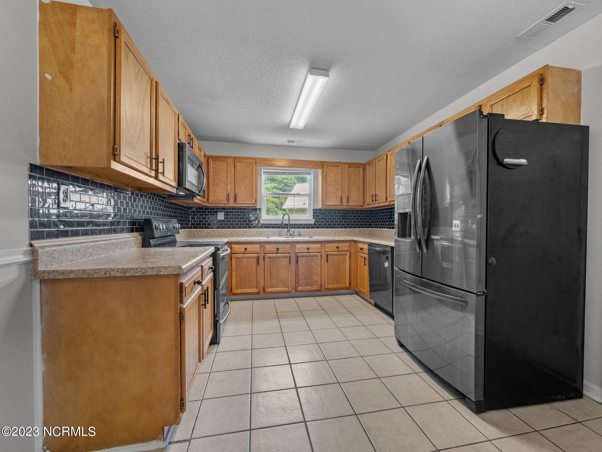 1212 Gerald Drive Property Photo 22