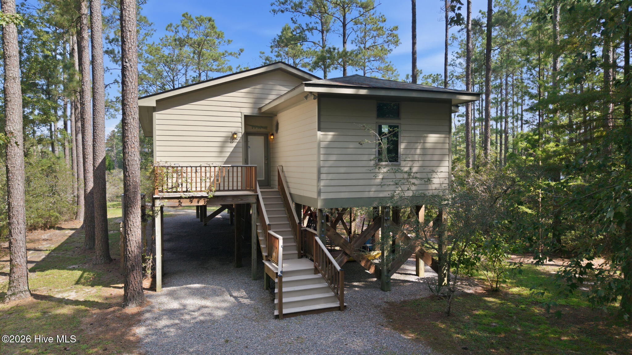 931 Schrams Beach Road Property Photo 4