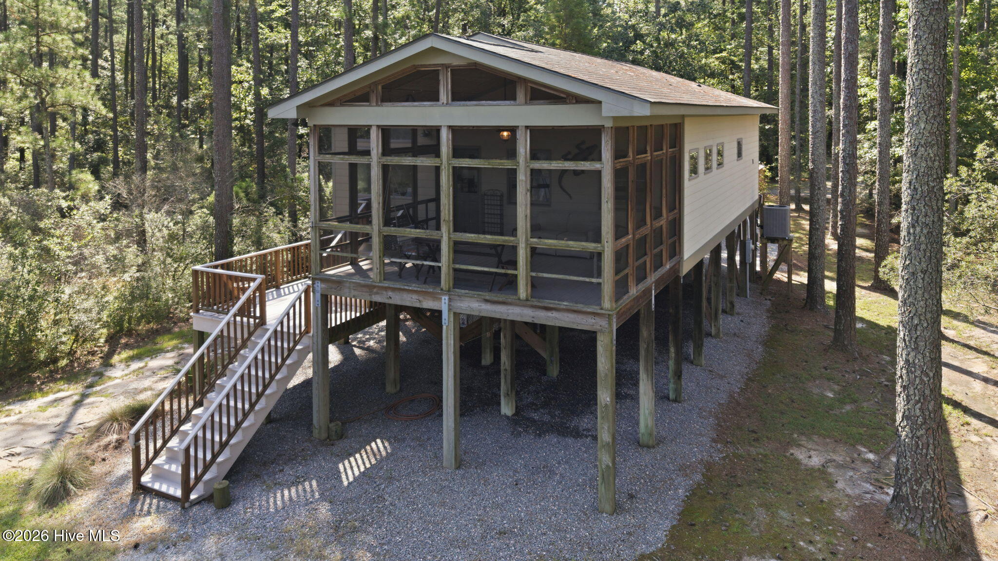 931 Schrams Beach Road Property Photo 6