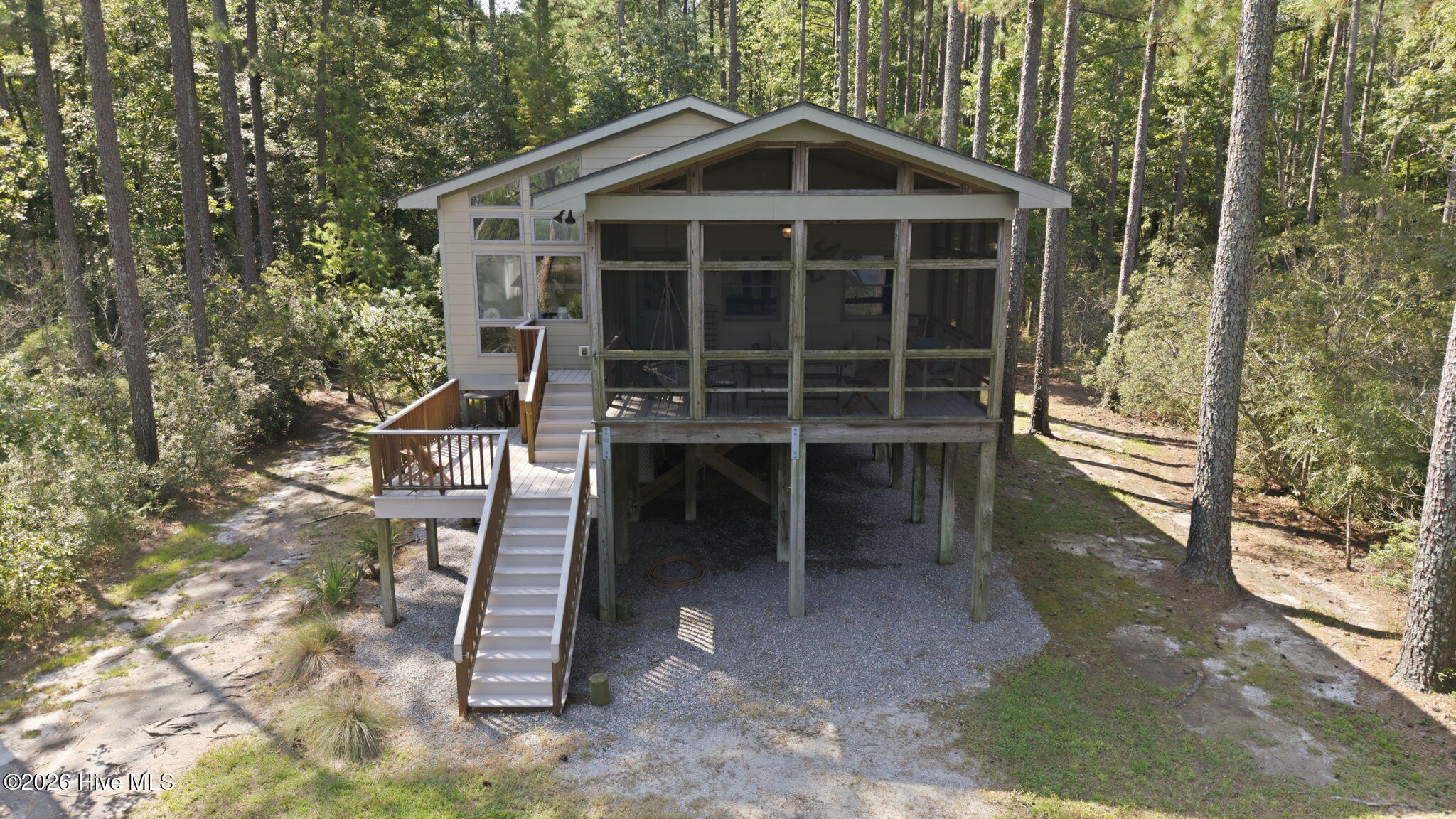 931 Schrams Beach Road Property Photo 11