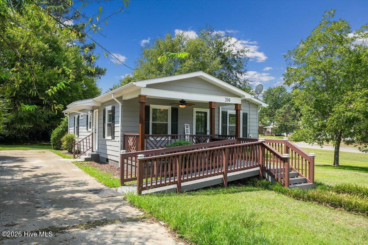 204 E Branch Street Property Photo 27