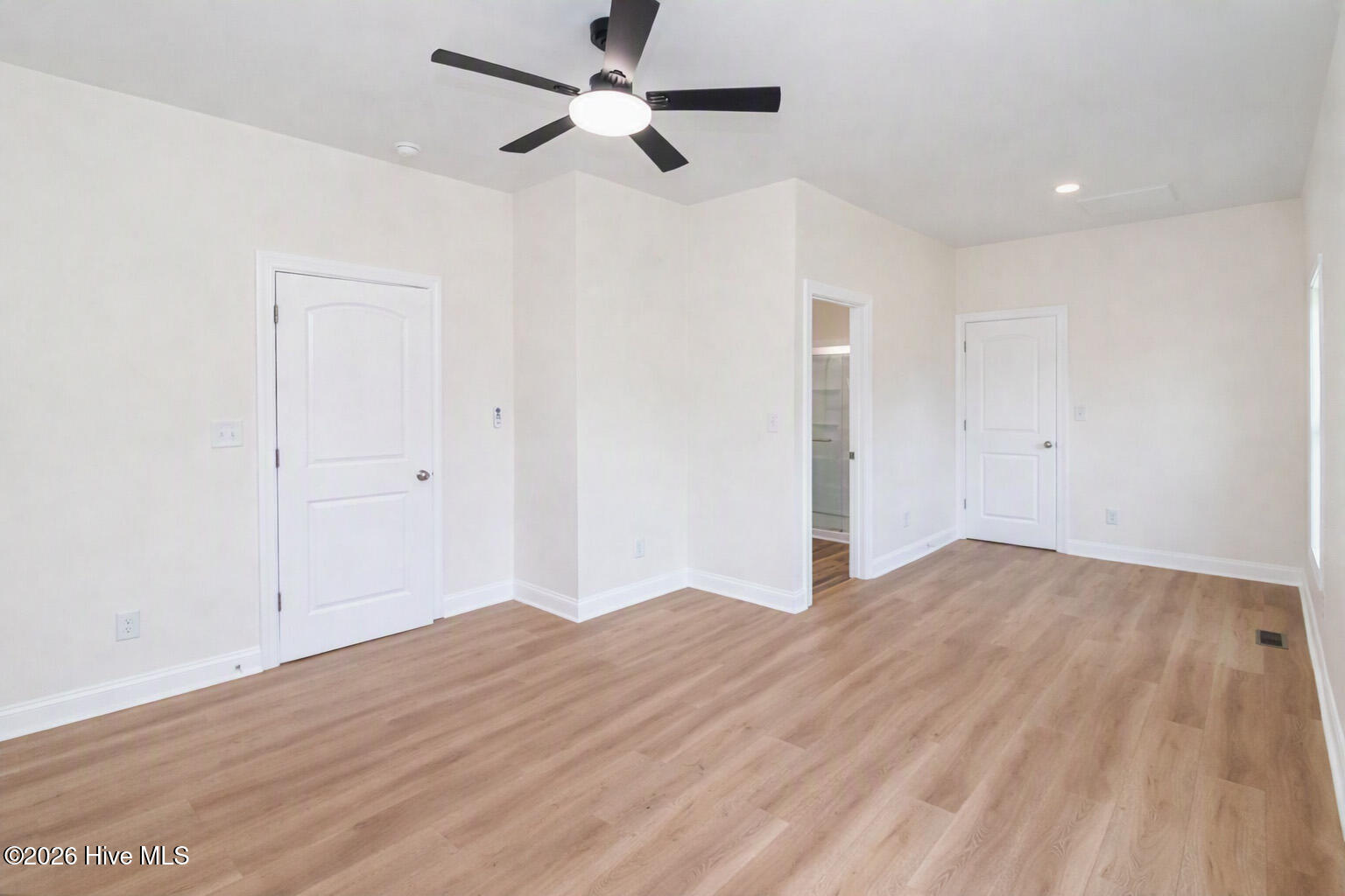 119 N Church Street Property Photo 7