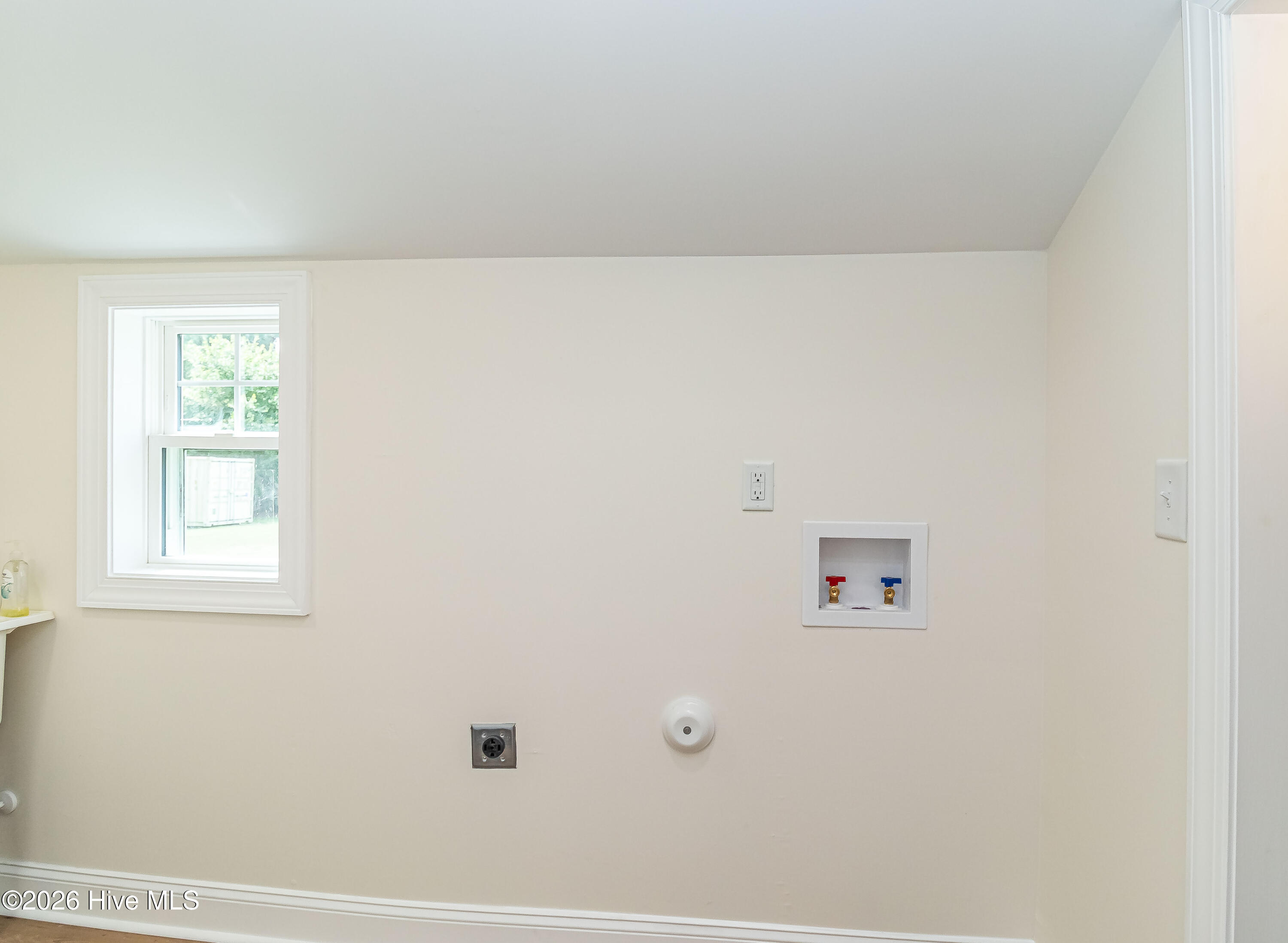 119 N Church Street Property Photo 24