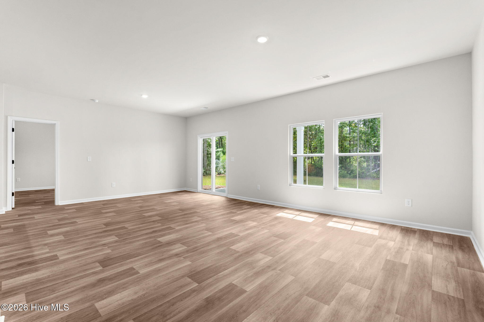 1035 Harbor Drive Property Photo 7