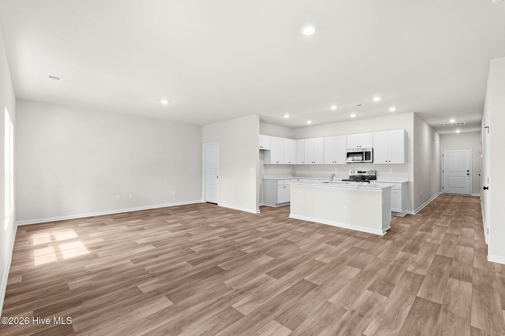 1035 Harbor Drive Property Photo 10