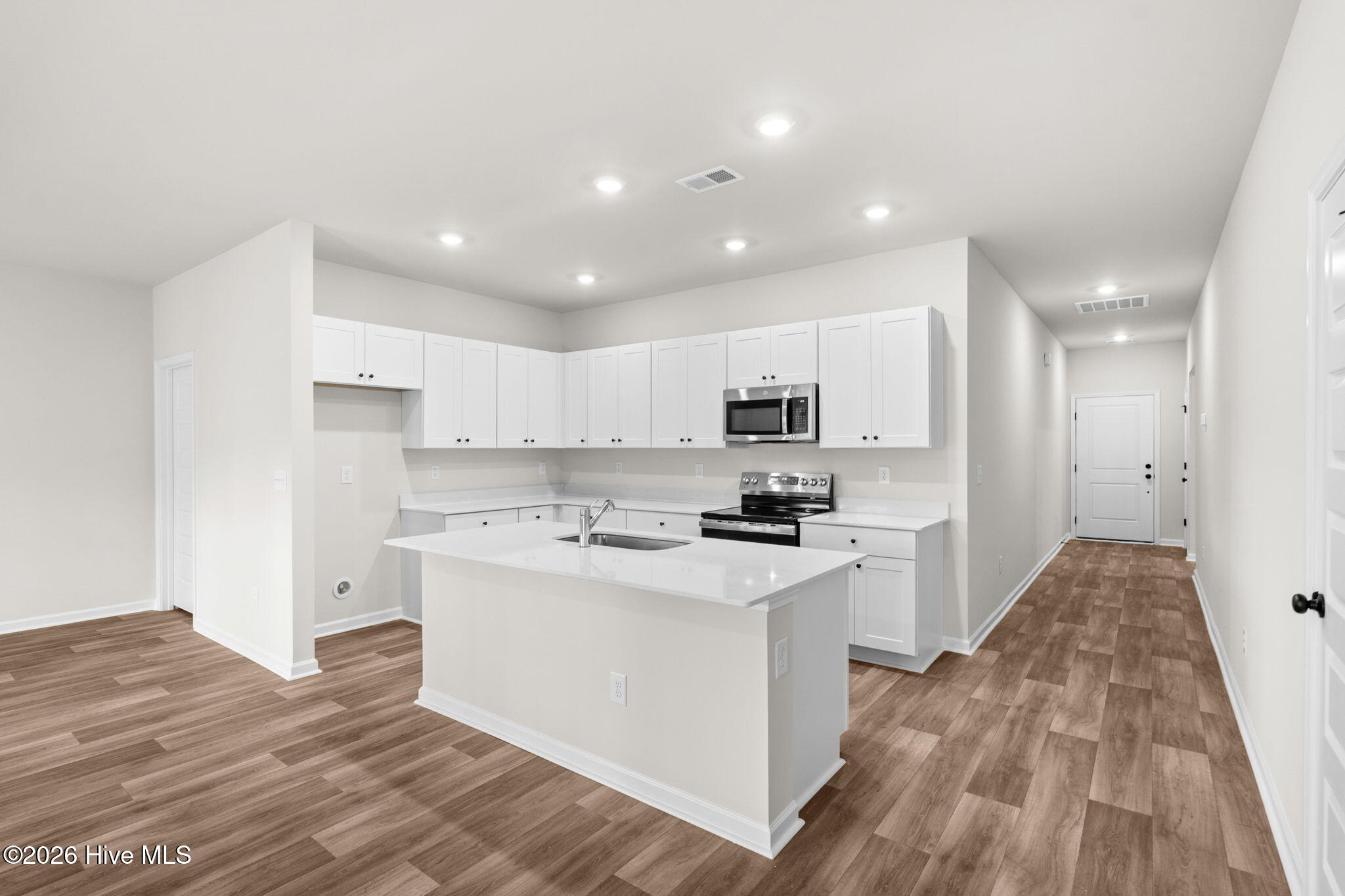 1035 Harbor Drive Property Photo 11
