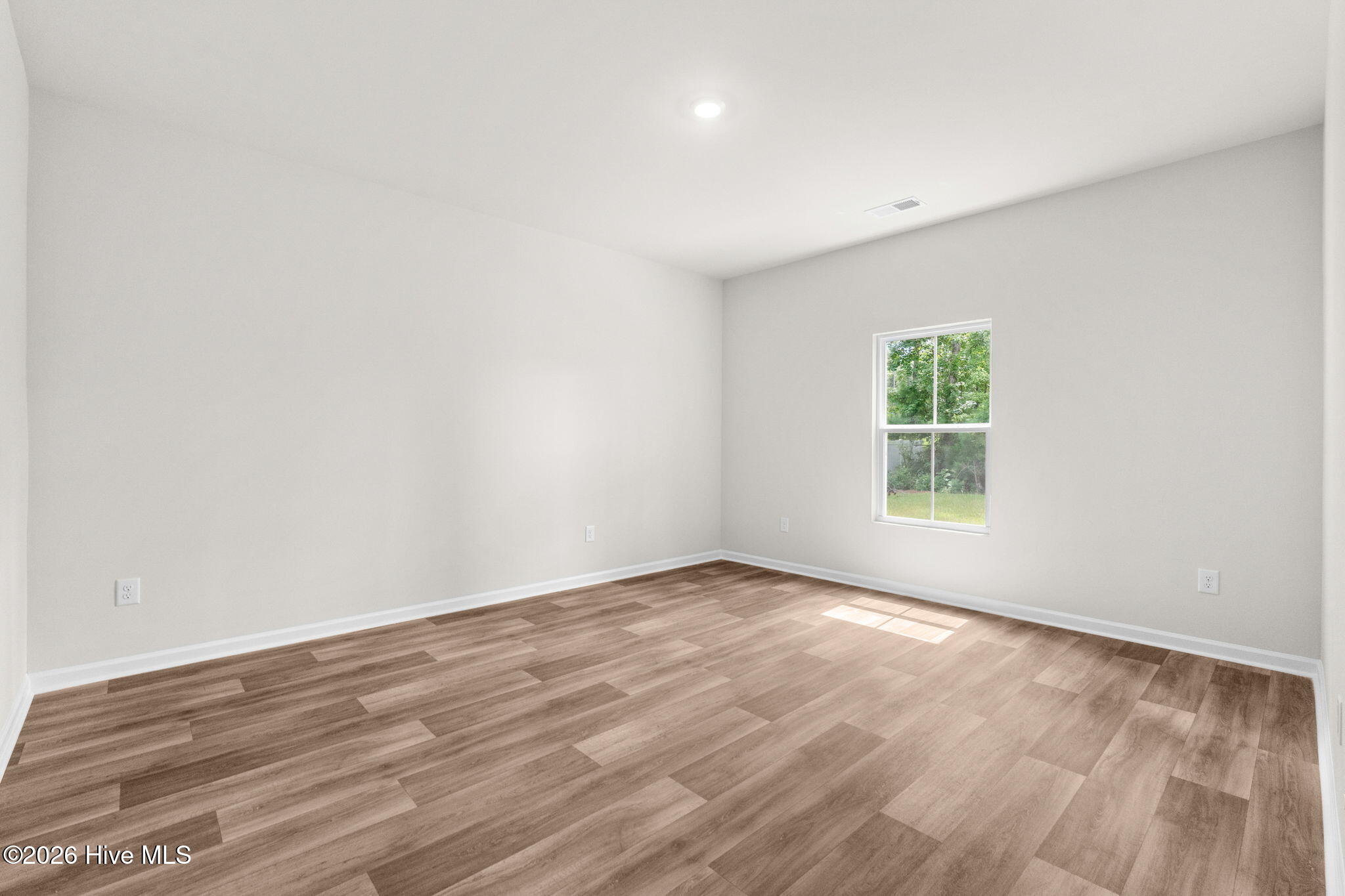 1035 Harbor Drive Property Photo 19