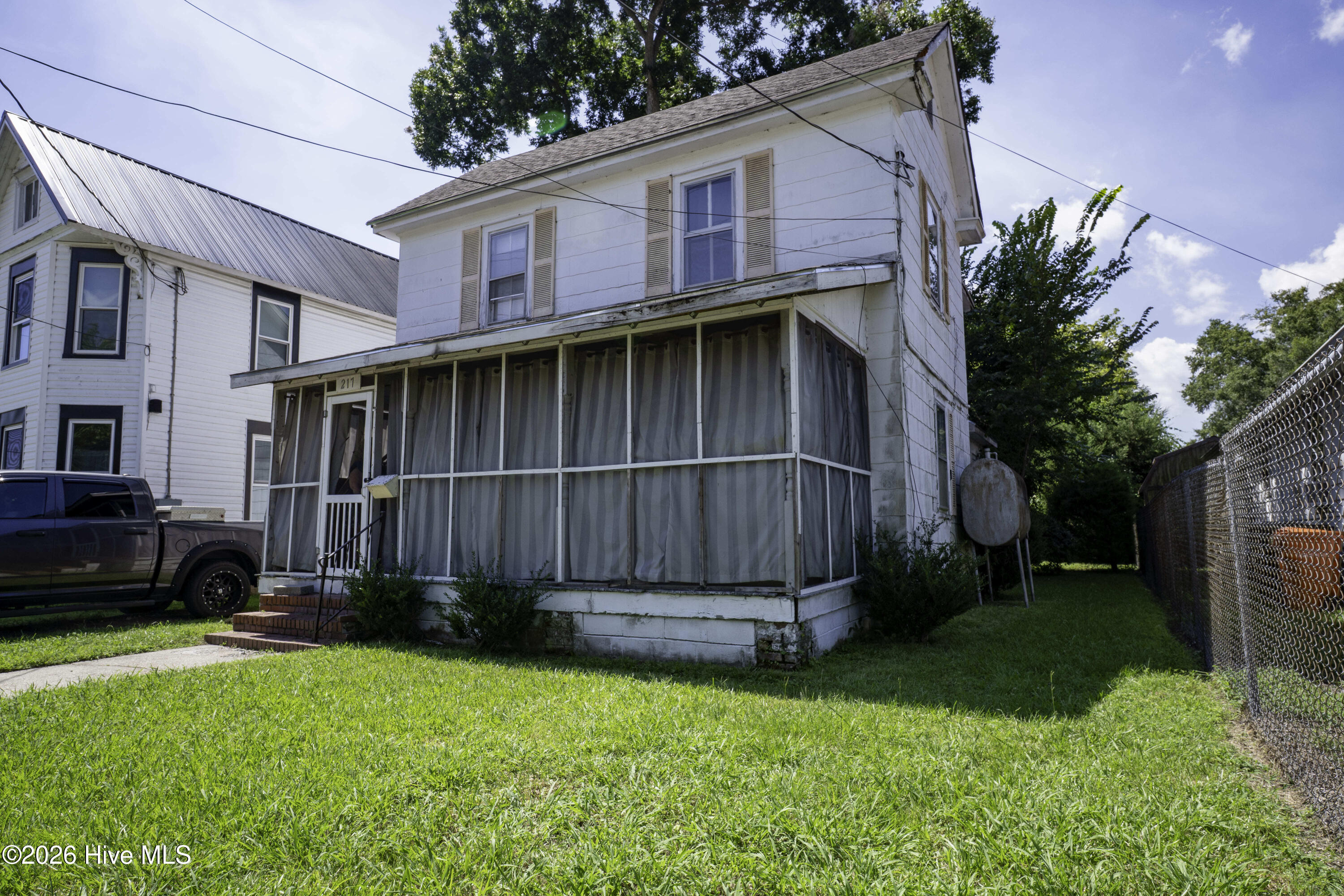217 E Broad Street Property Photo 19