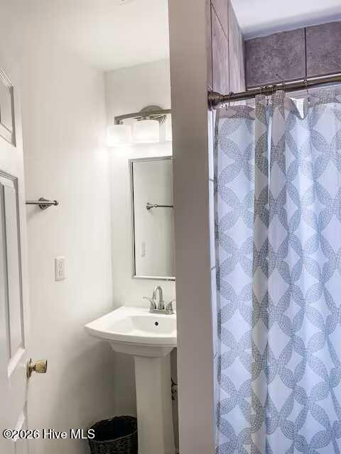 214 S 17th Street B Property Photo 13