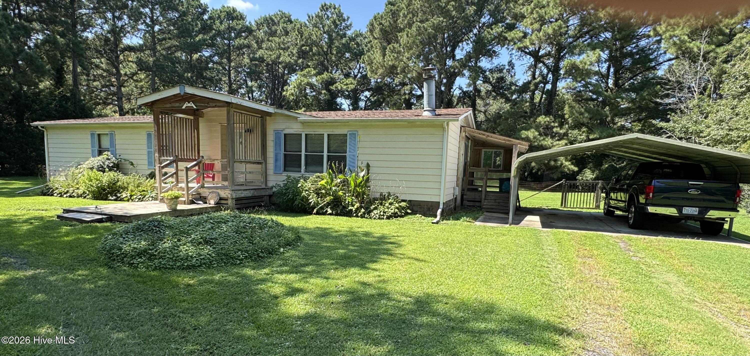 103 Cowboy Trail Property Photo 2