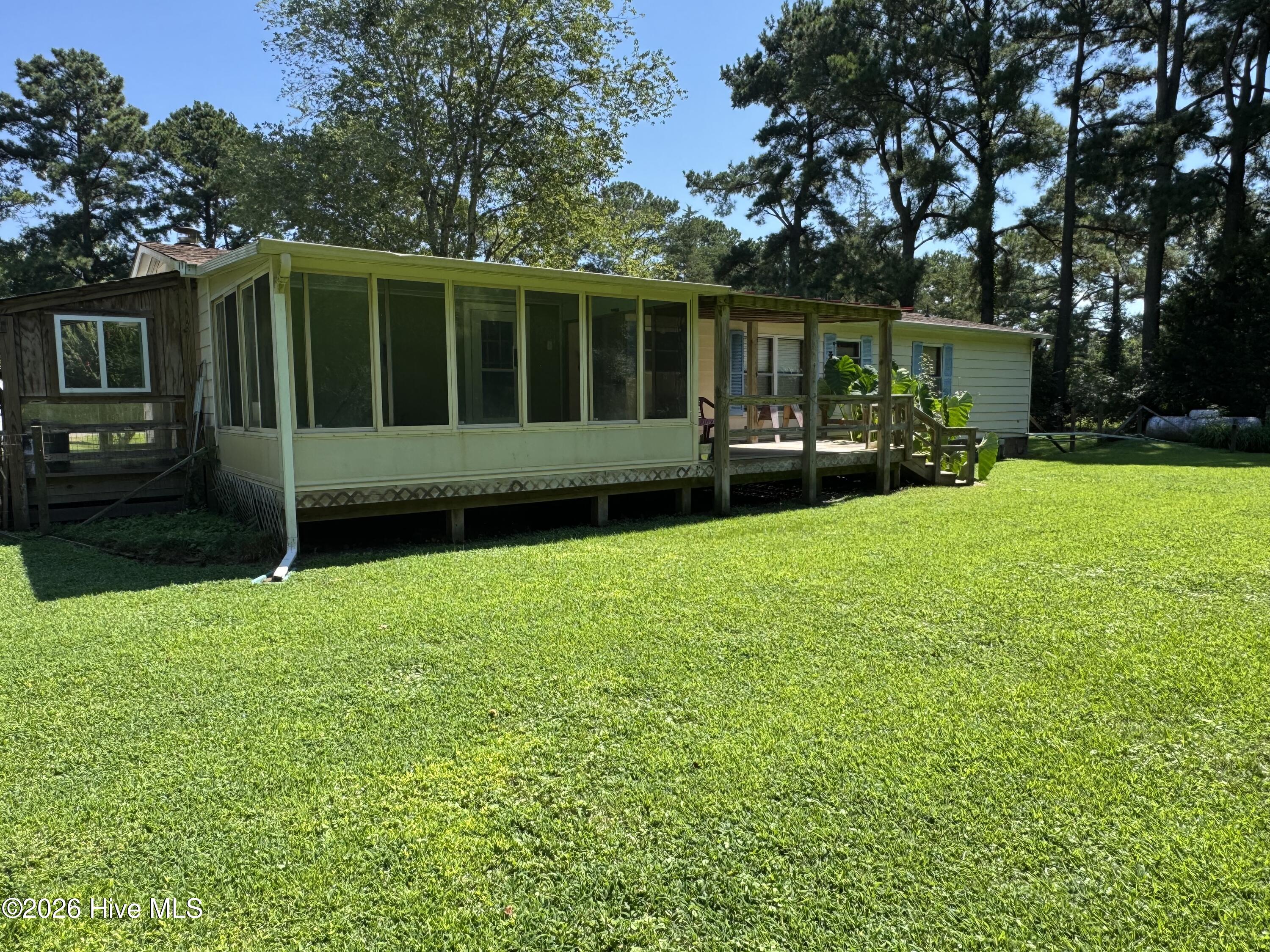 103 Cowboy Trail Property Photo 7