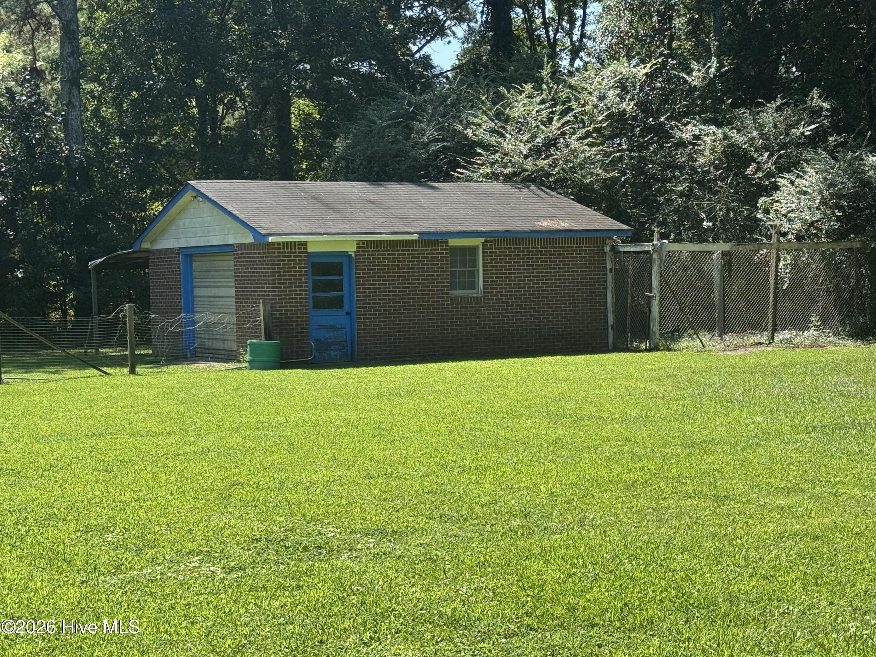 103 Cowboy Trail Property Photo 30