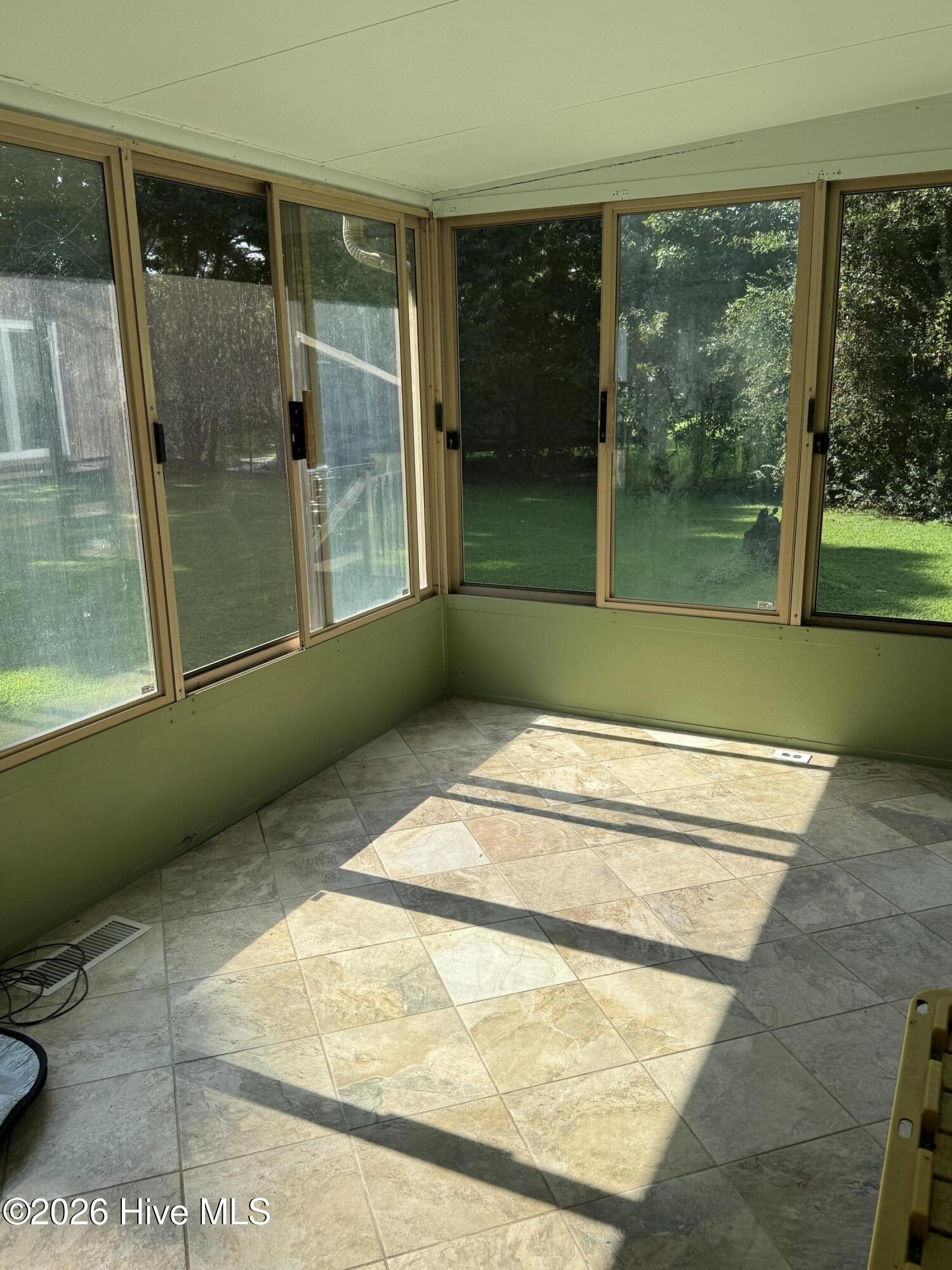 103 Cowboy Trail Property Photo 35