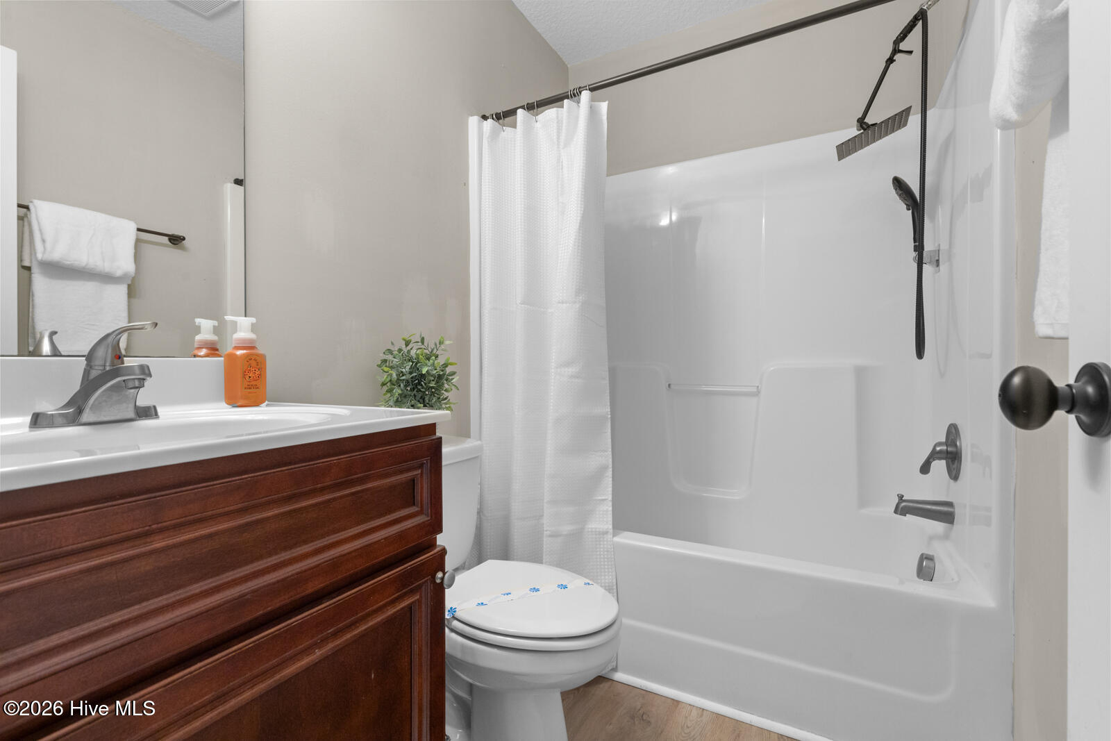 205 Kenan Loop Property Photo 23