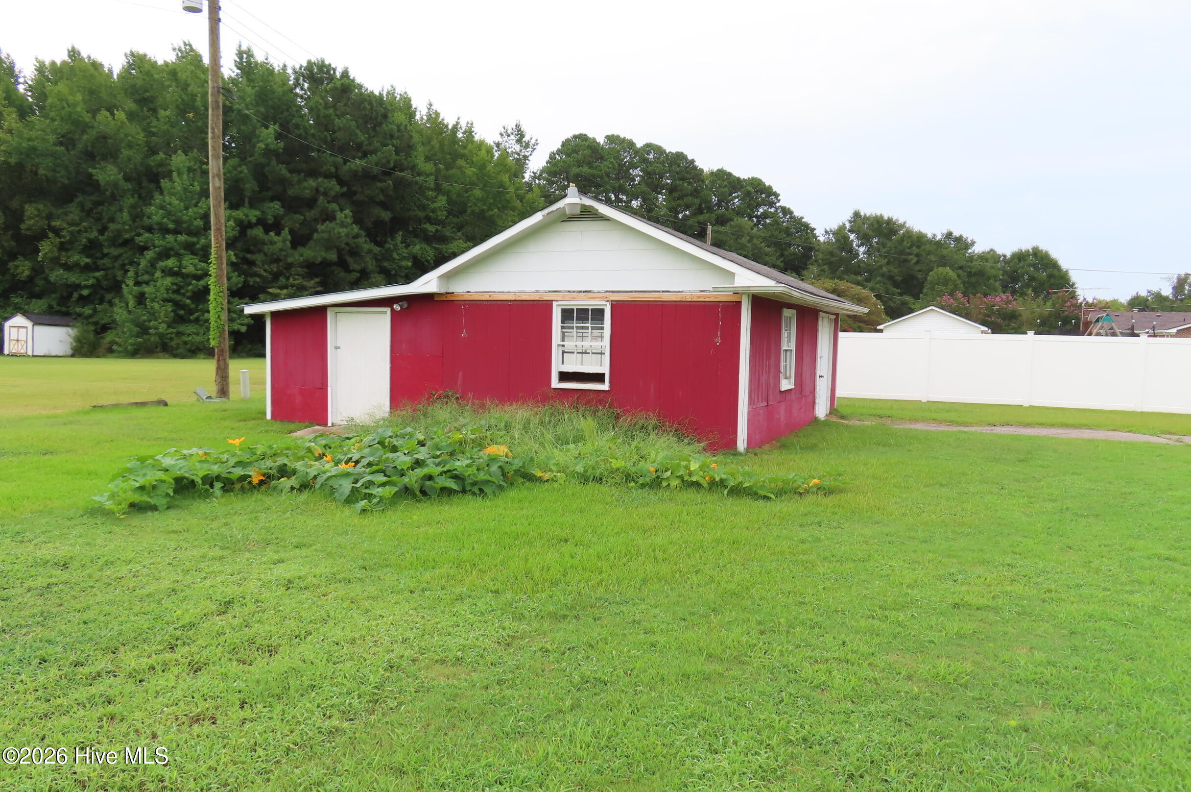 222 Sunset Drive Property Photo 37