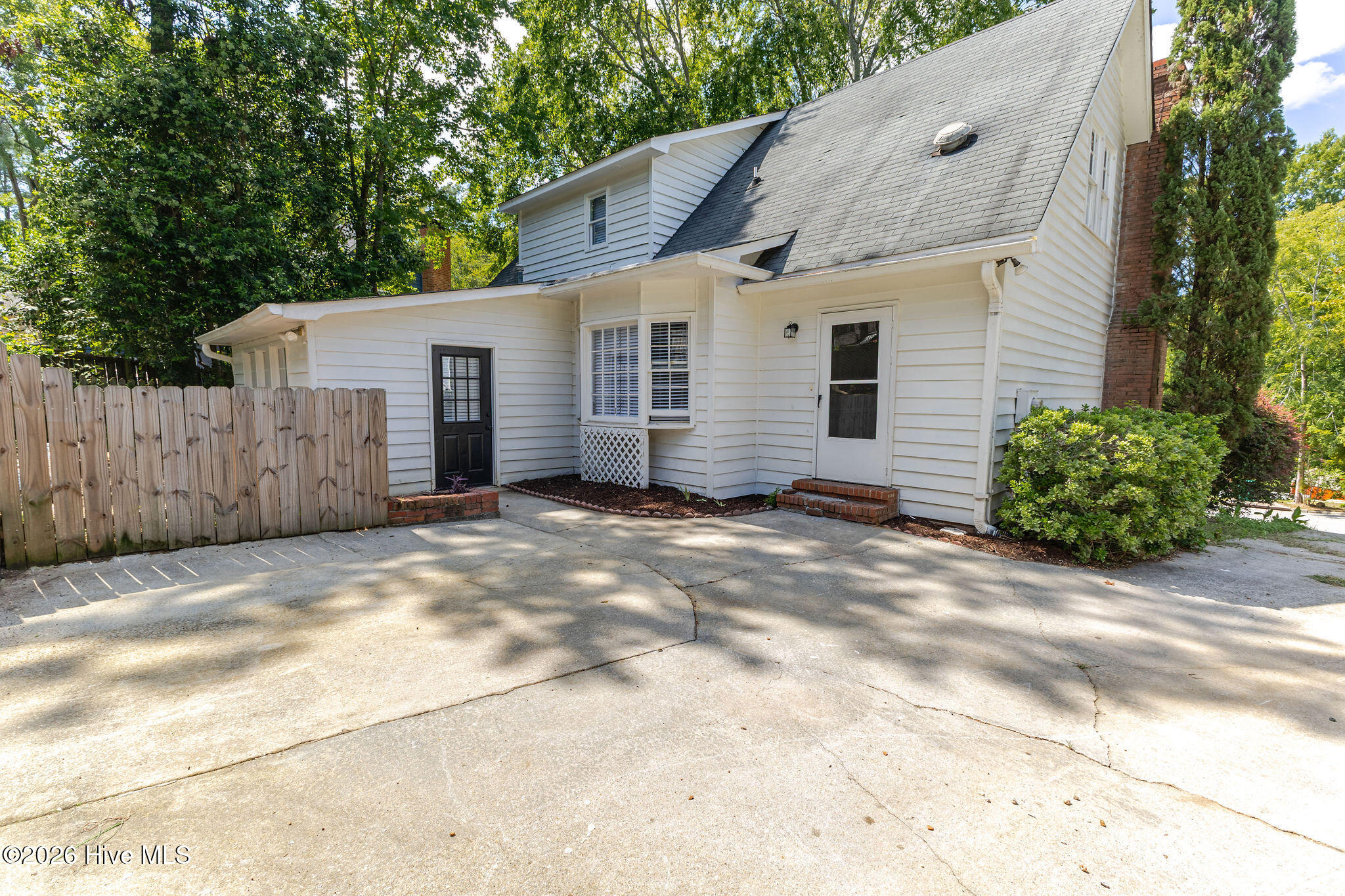 419 Bristol Road Property Photo 31