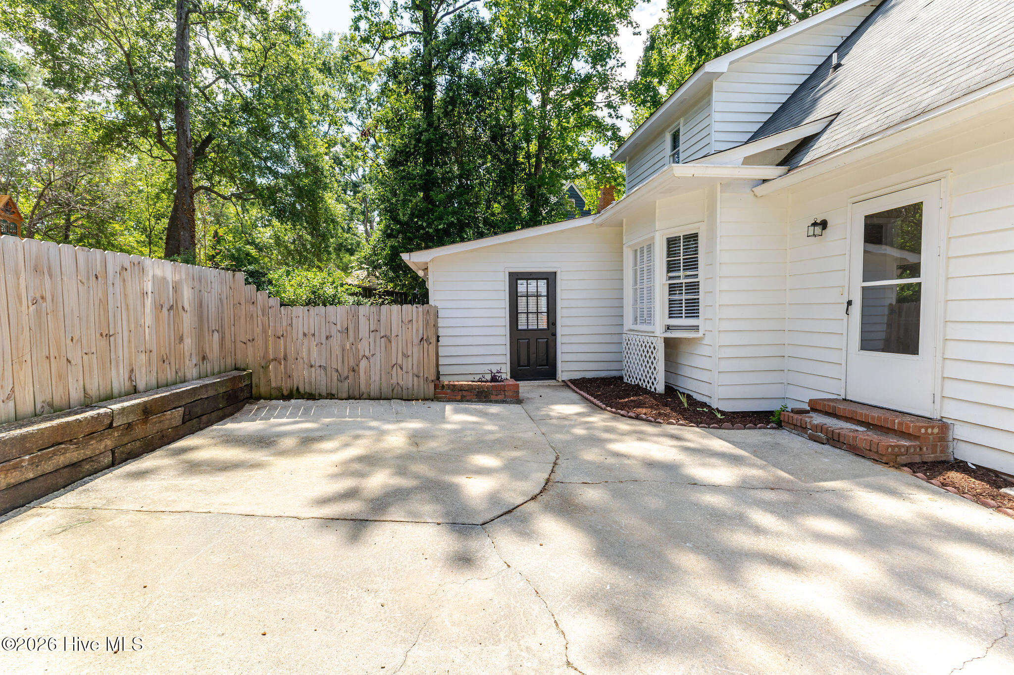 419 Bristol Road Property Photo 32