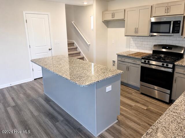 392 Aldergate Drive Property Photo 4