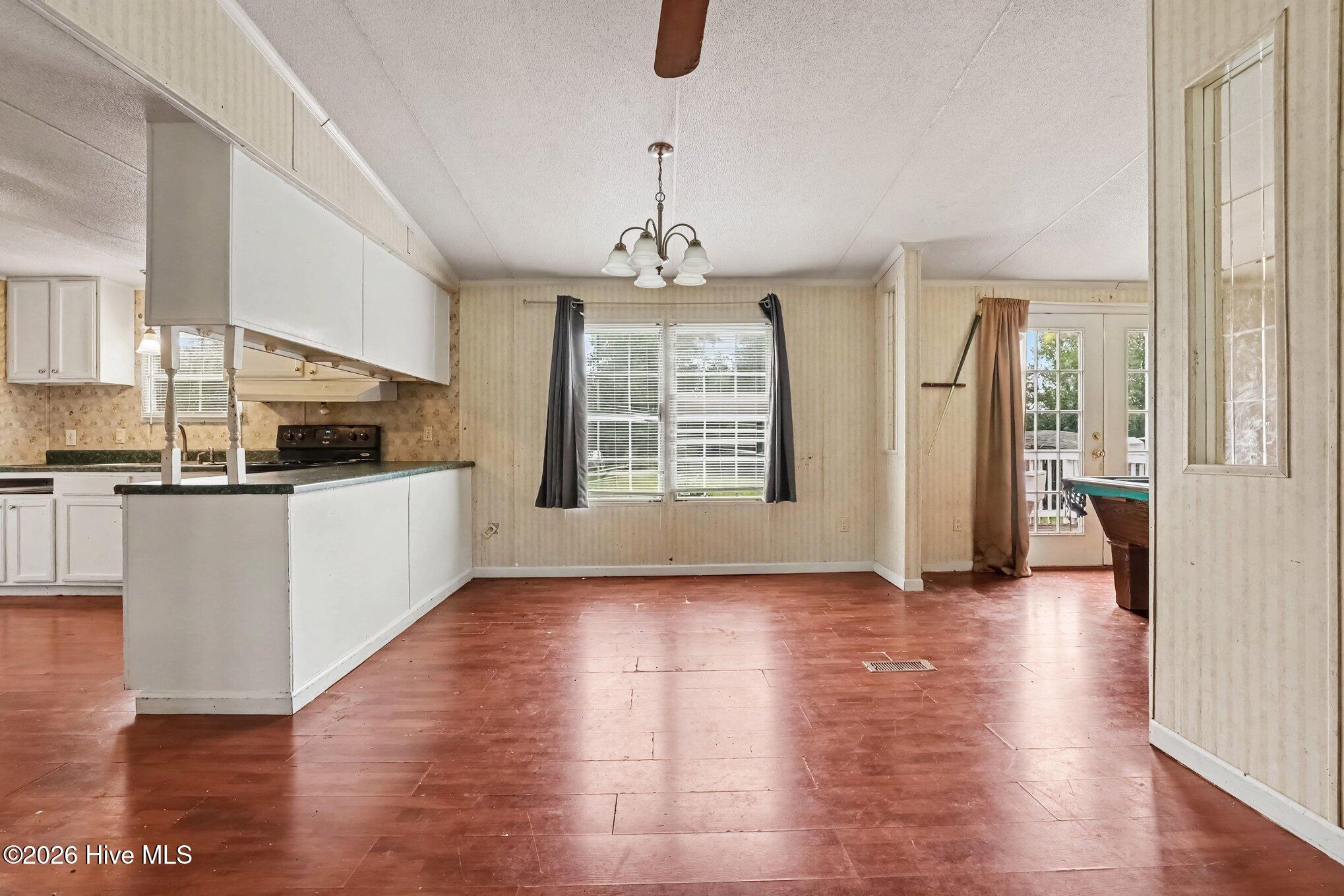 6968 Bruce Road Property Photo 14