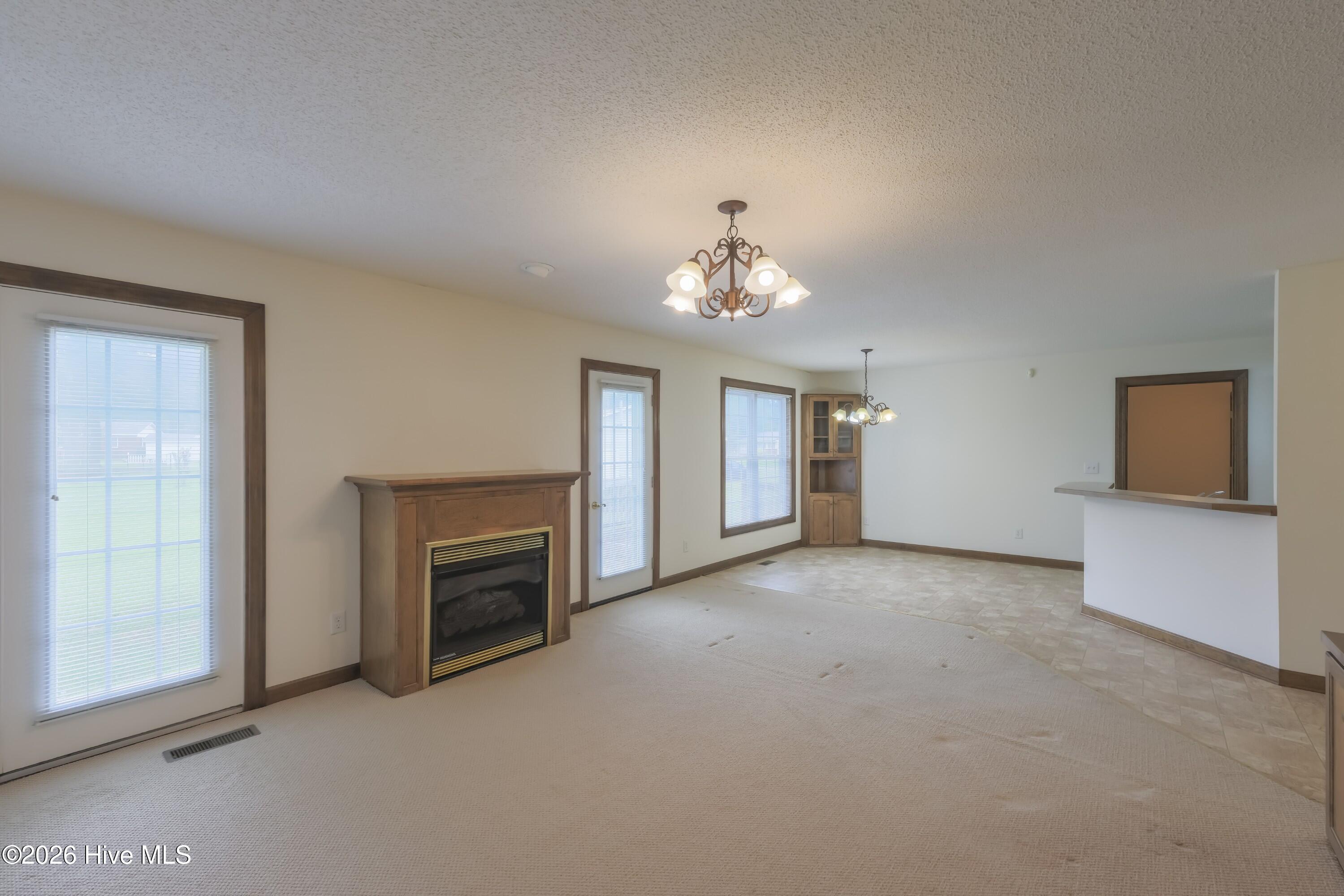 215 S Johnson Street Property Photo 3
