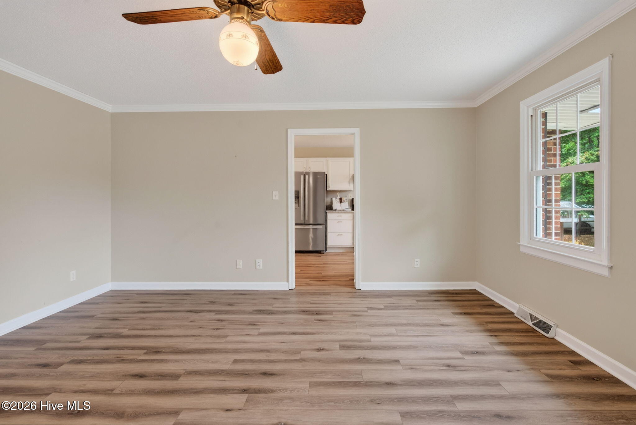 63 White Oak Drive Property Photo 13