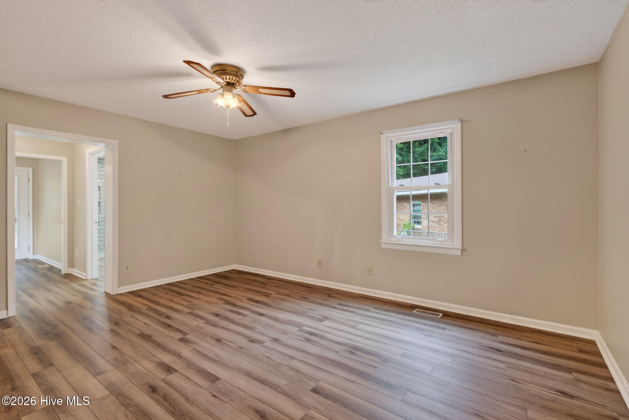 63 White Oak Drive Property Photo 15