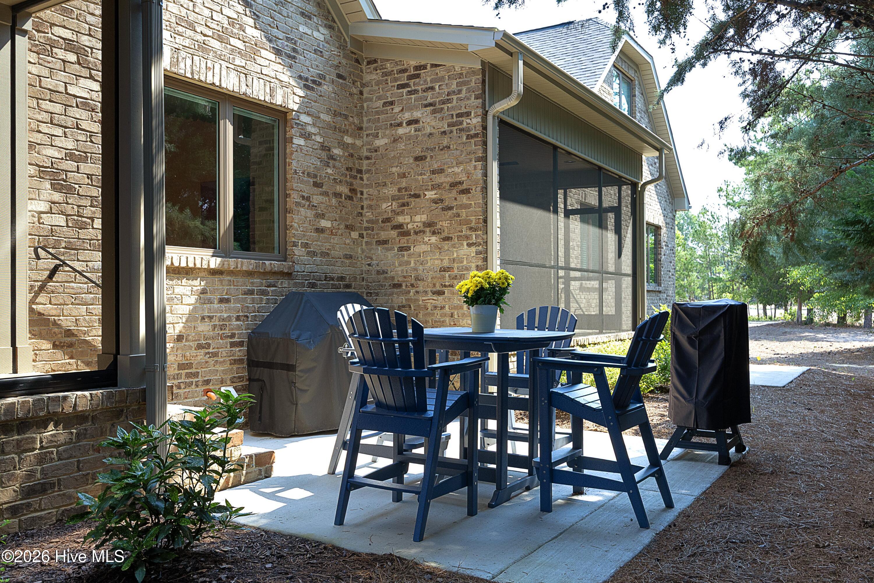 1 Castle Bridge Court Property Photo 46