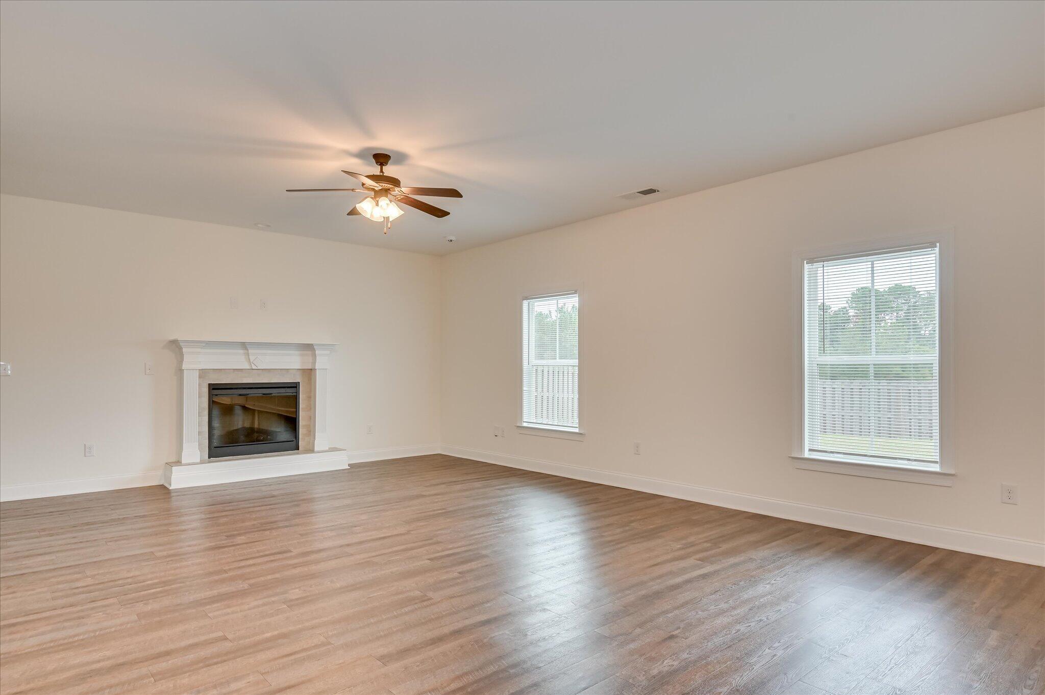 1120 George W Crawford Drive Property Photo 8