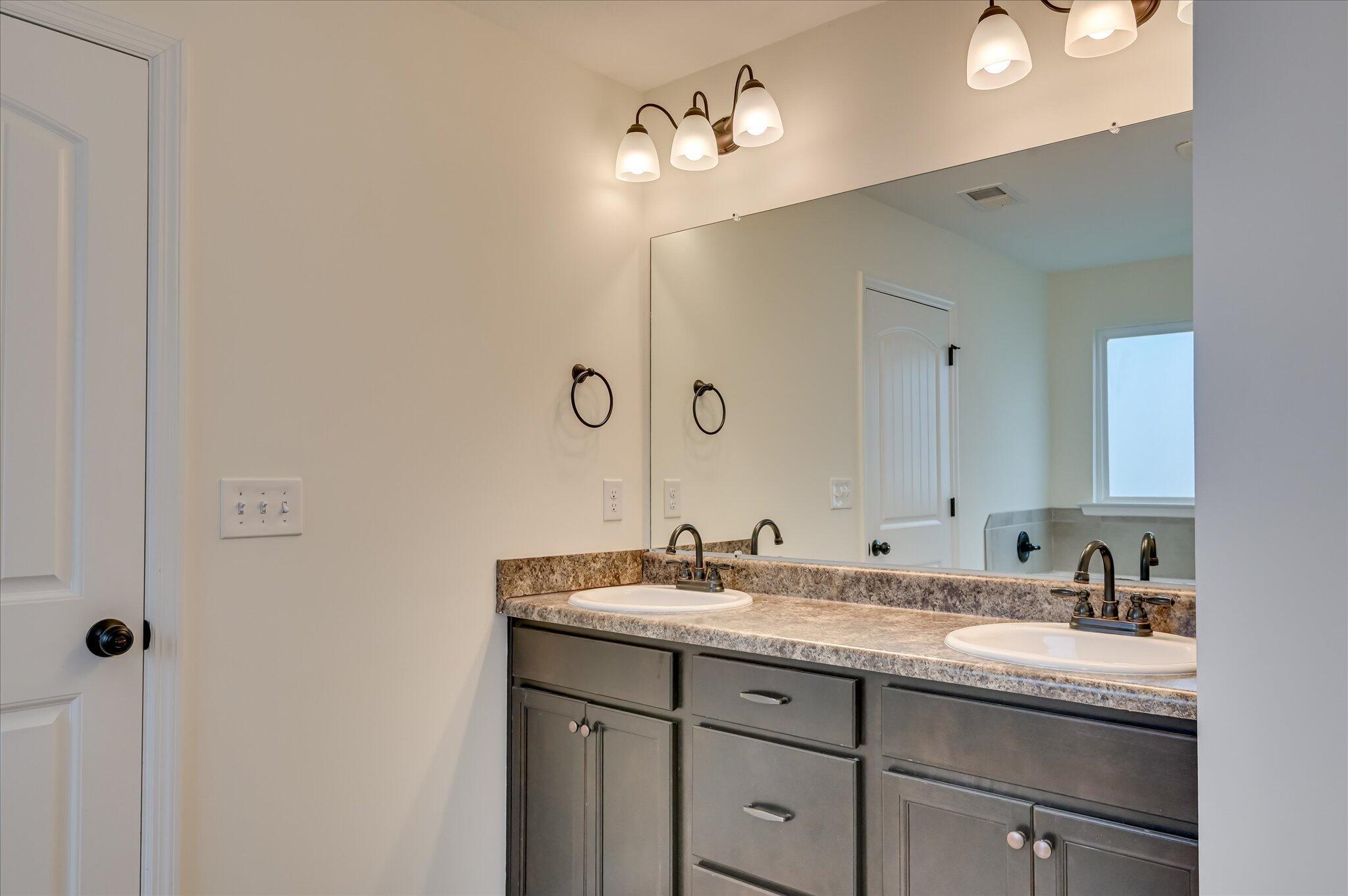1120 George W Crawford Drive Property Photo 33